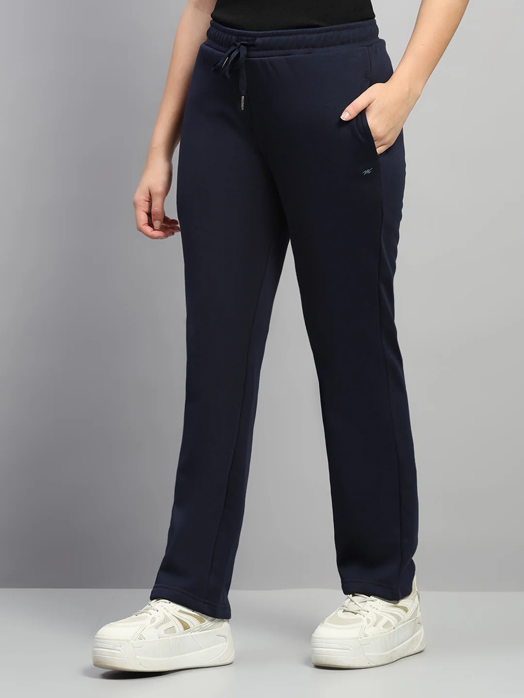 Women Navy Blue Printed Hooded Full Sleeve Cords Set - Image 6