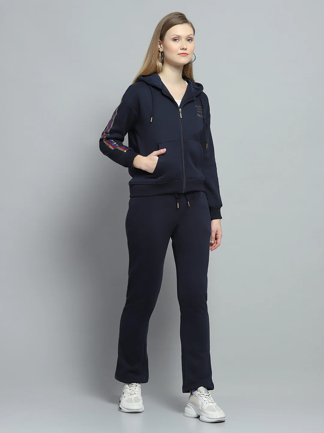 Women Navy Blue Printed Hooded Full Sleeve Tracksuit - Image 4