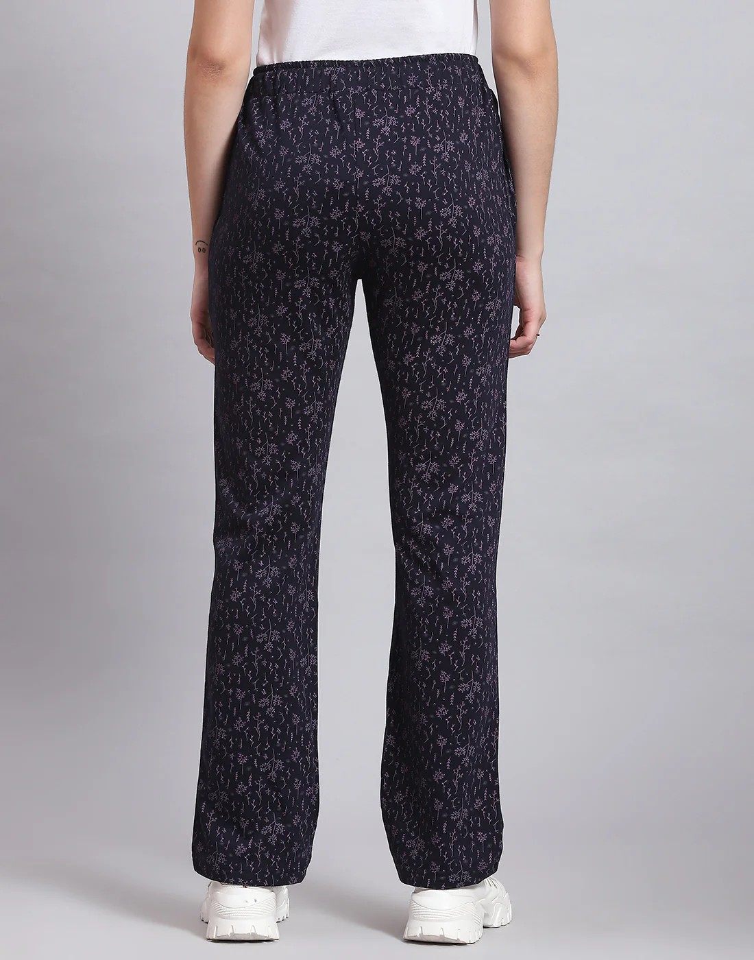 Women Navy Blue Printed Regular Fit Lower - Image 5