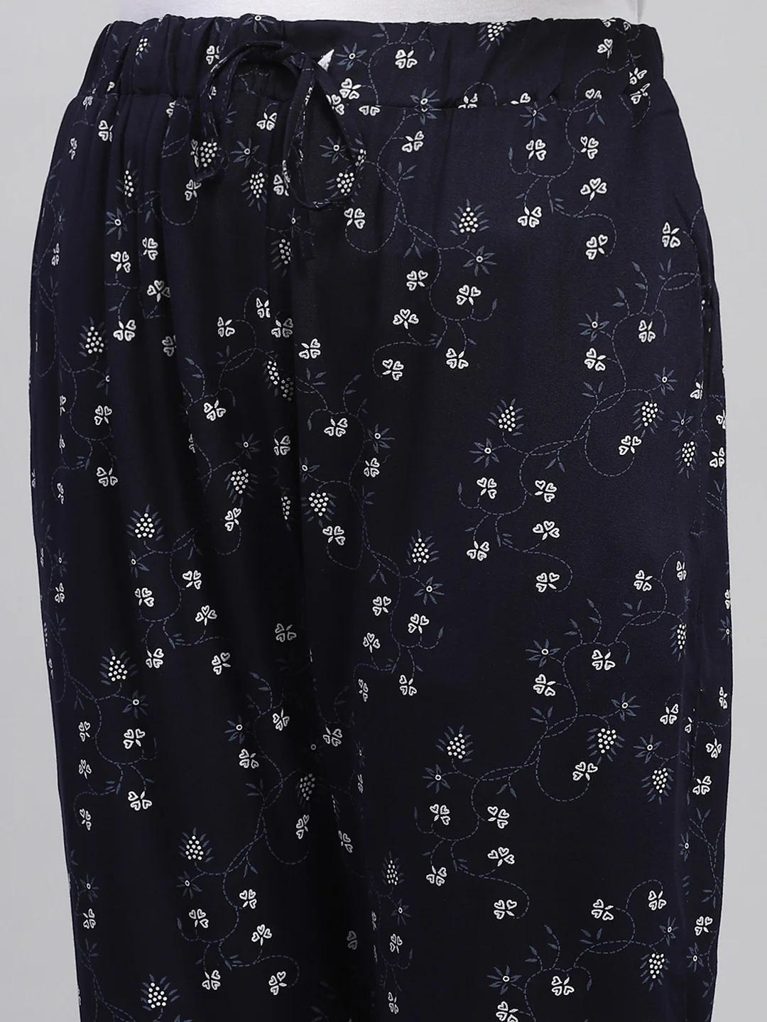 Women Navy Blue Printed Regular Fit Lower - Image 6