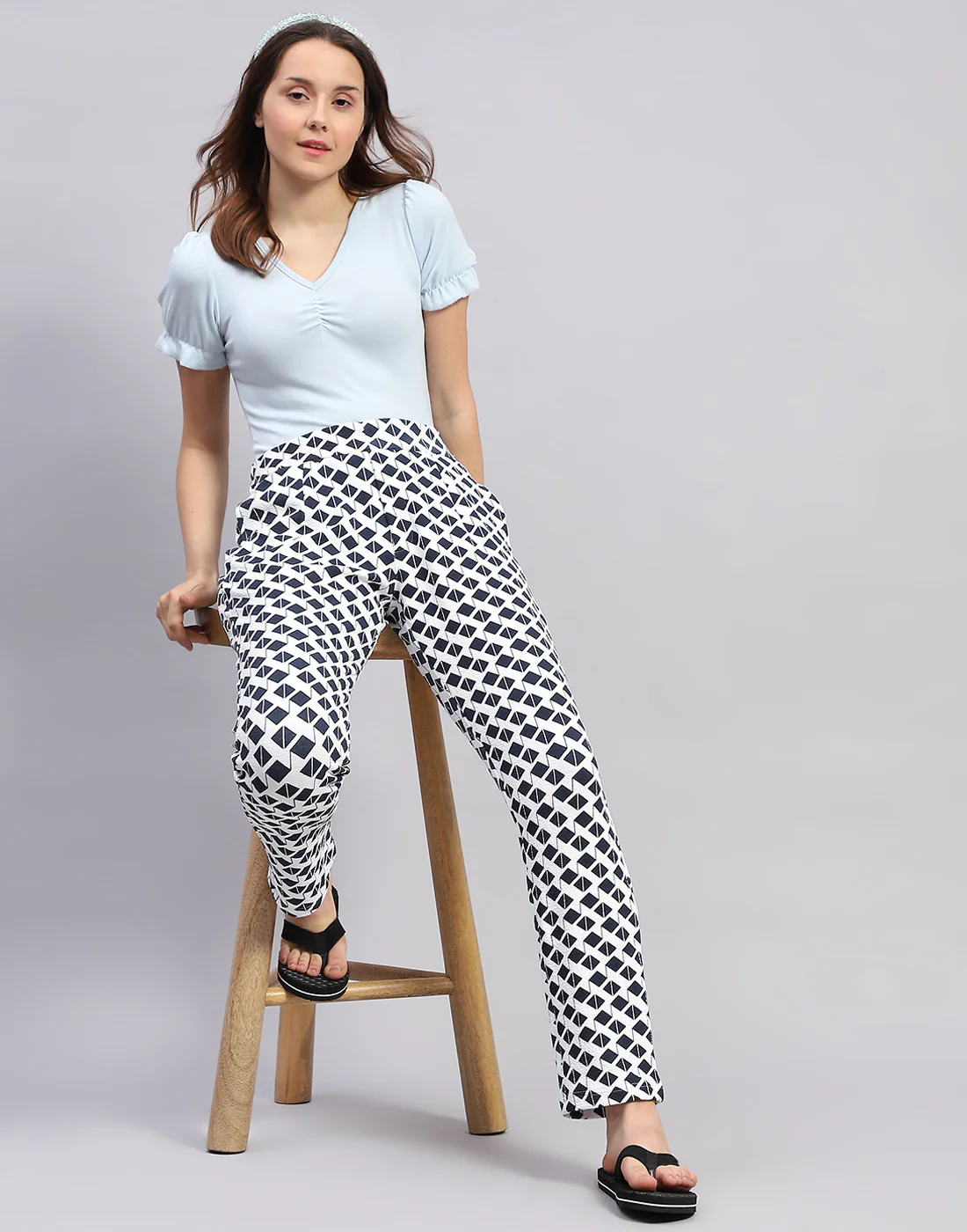 Women Navy Blue Printed Regular Fit Lower - Image 2