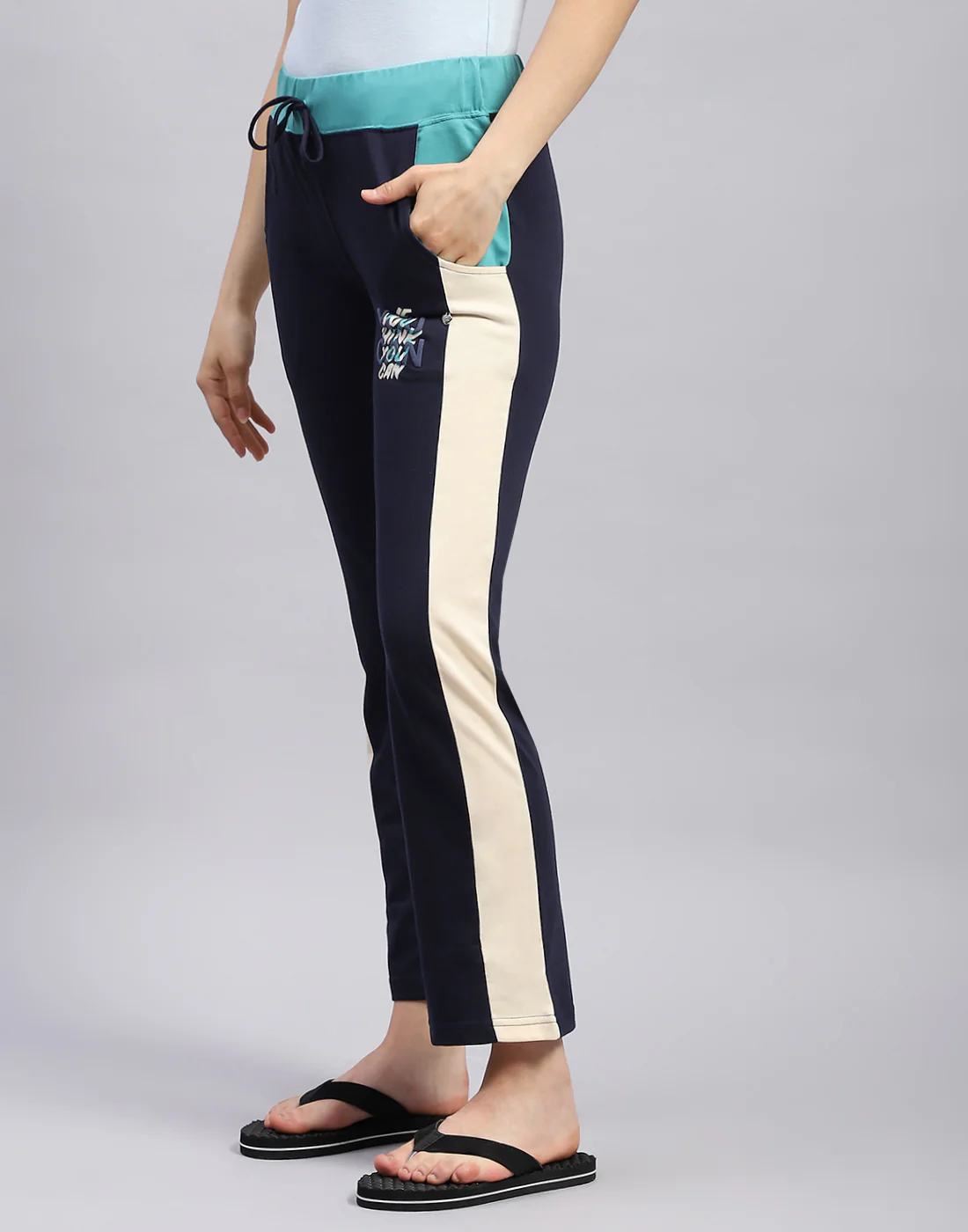 Women Navy Blue Printed Regular Fit Lower - Image 3