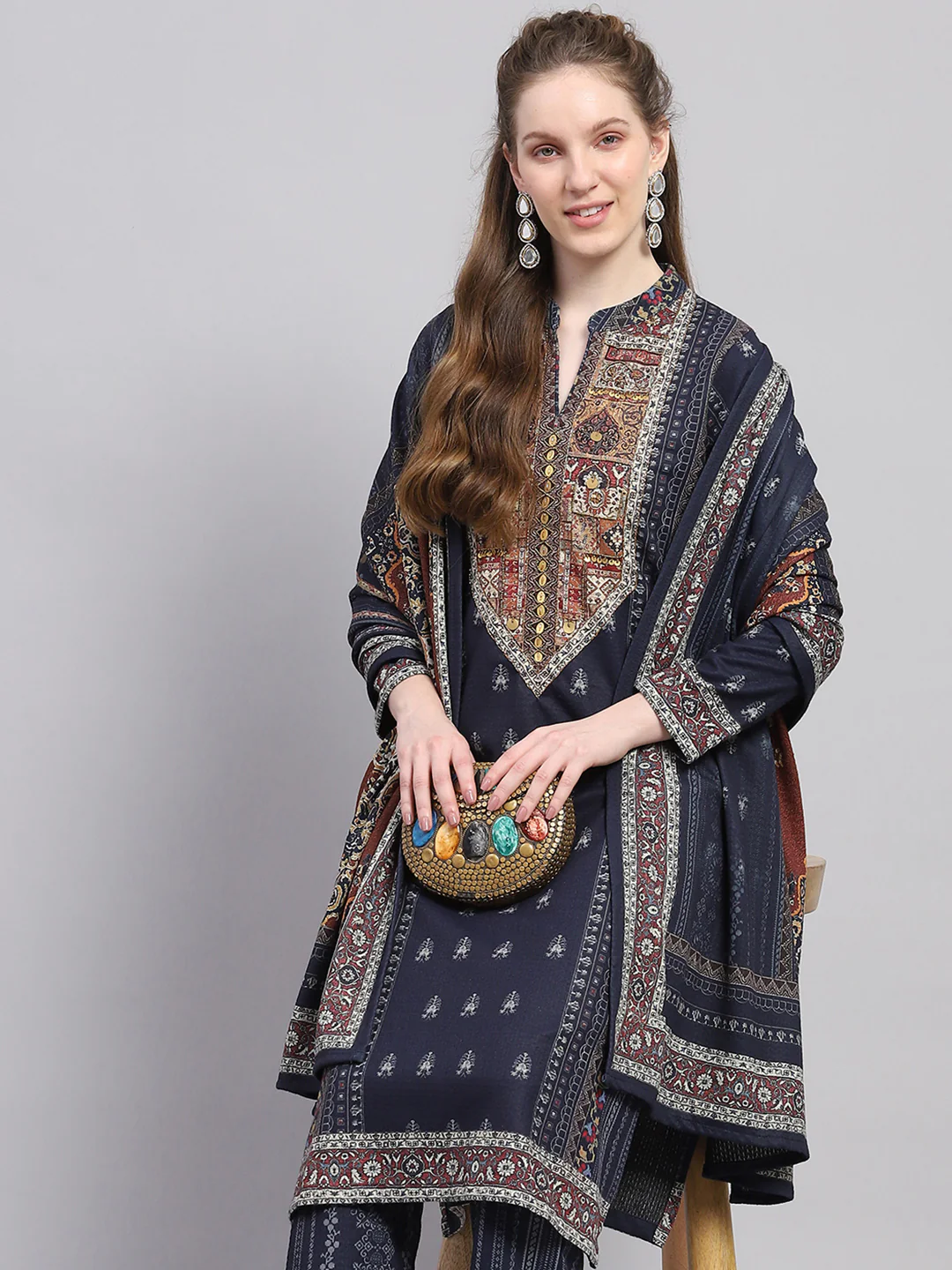 Women Navy Blue Printed Round Neck Full Sleeve Kurti Set with Stole - Image 6