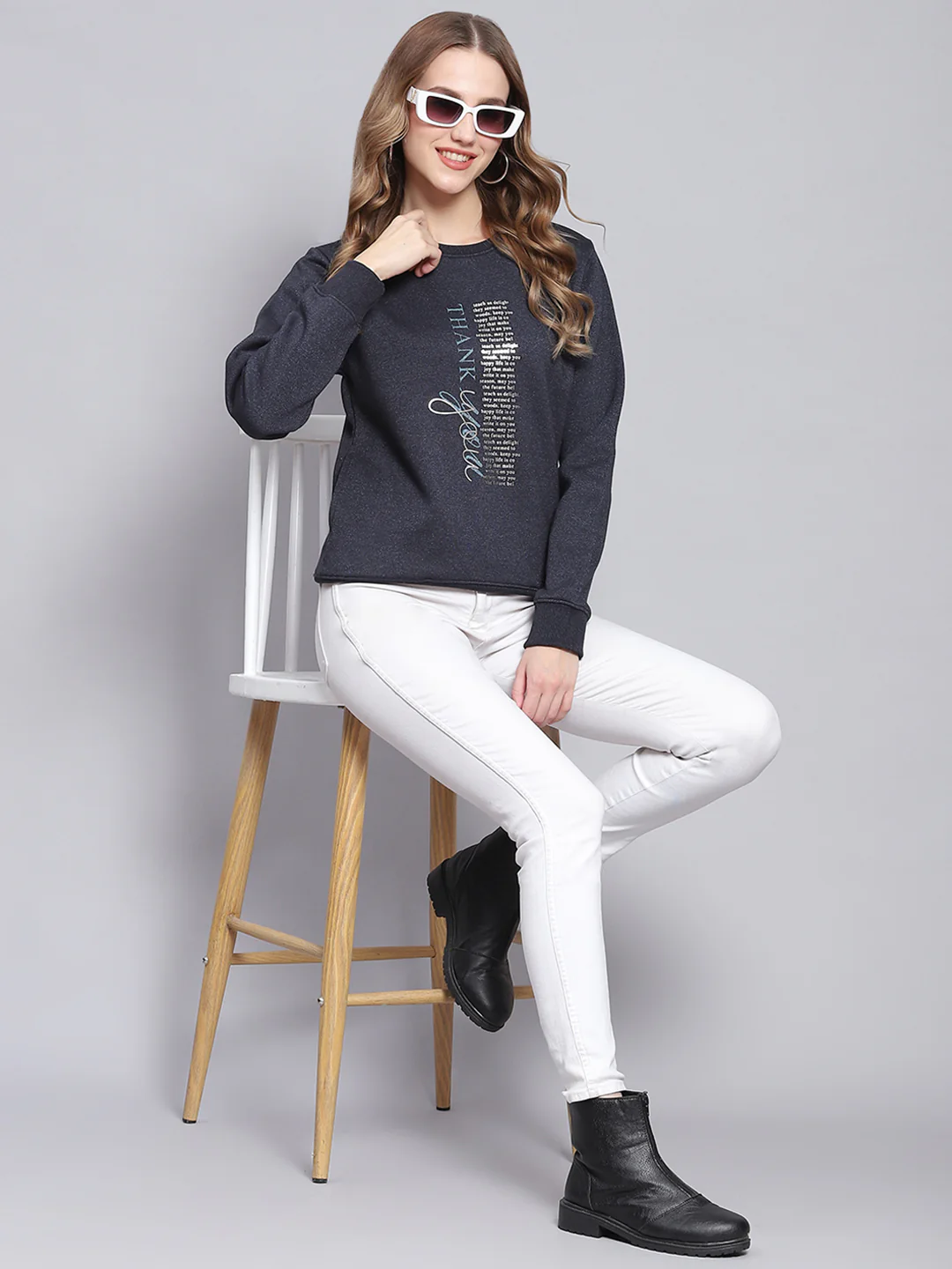 Women Navy Blue Printed Round Neck Full Sleeve Sweatshirts - Image 2