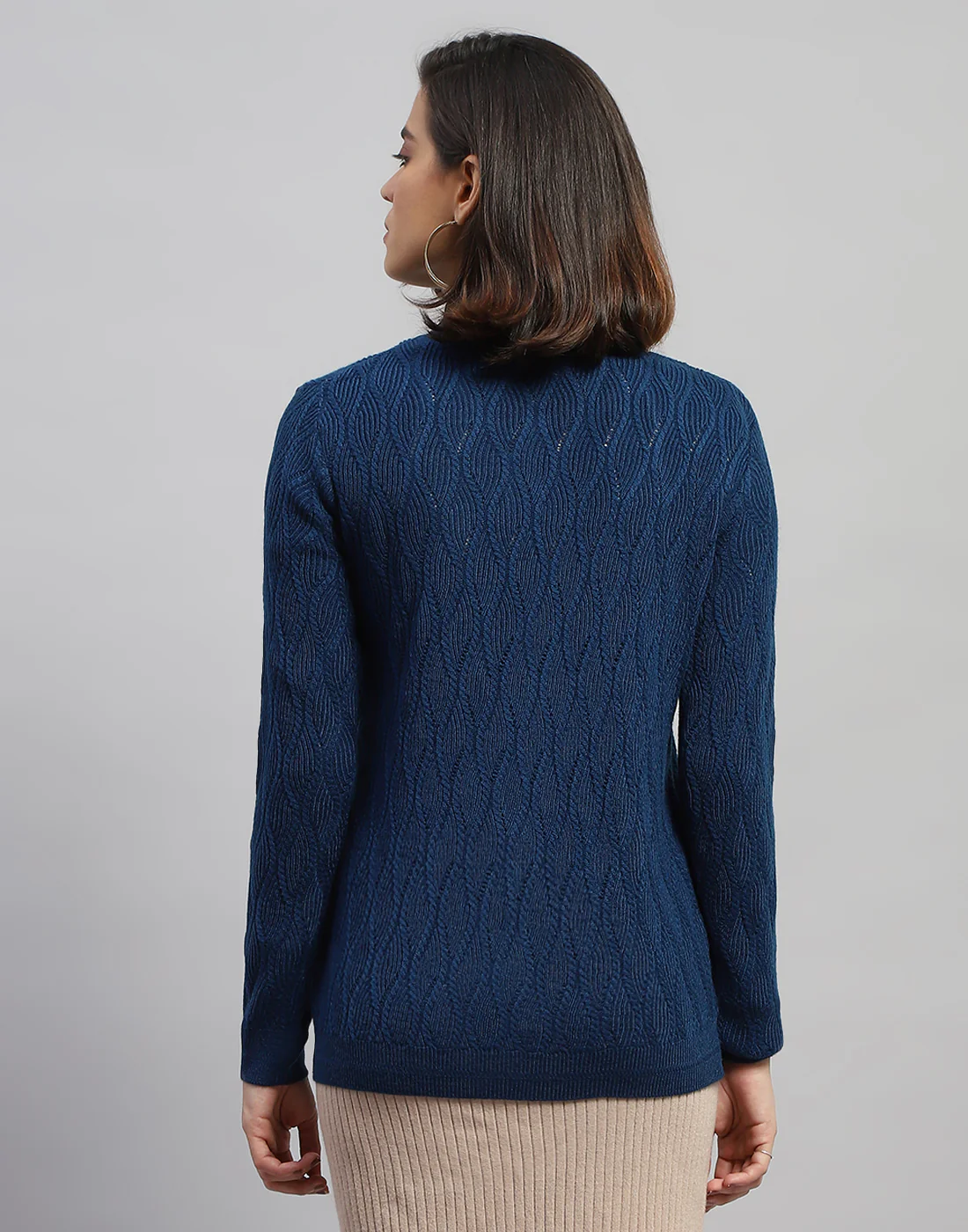 Women Navy Blue Self Design Round Neck Full Sleeve Cardigan - Image 5