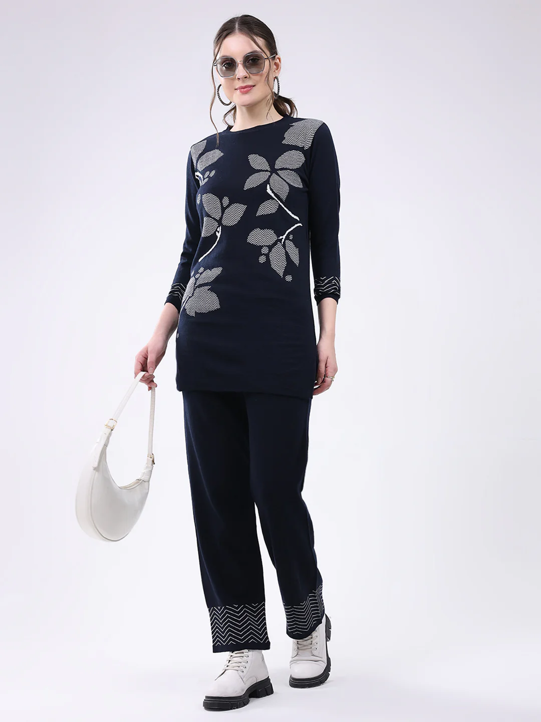 Women Navy Blue Self Design Round Neck Full Sleeve Cords Set - Image 2