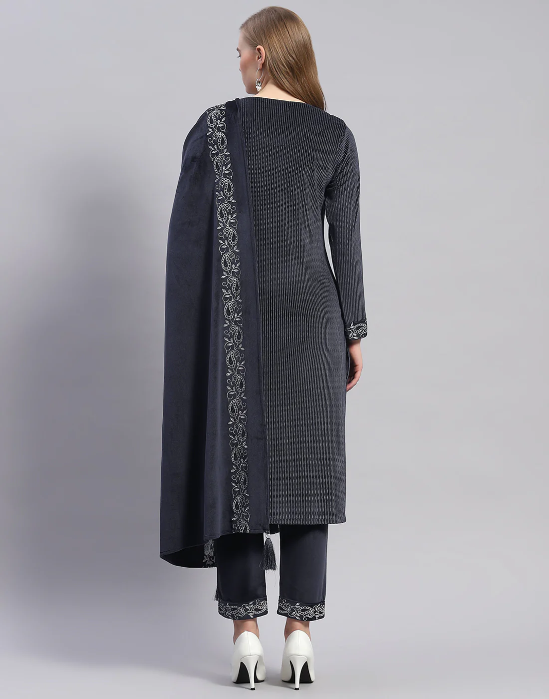 Women Navy Blue Self Design Round Neck Full Sleeve Kurti+Lower Set - Image 5