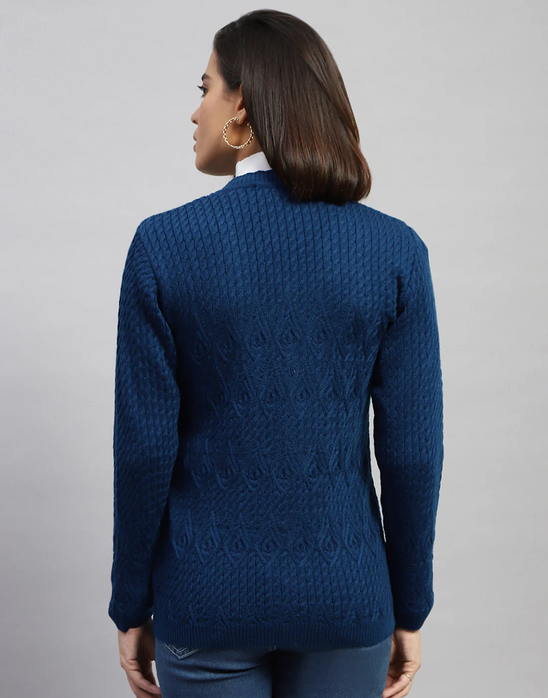 Women Navy Blue Self Design V Neck Full Sleeve Cardigan - Image 5