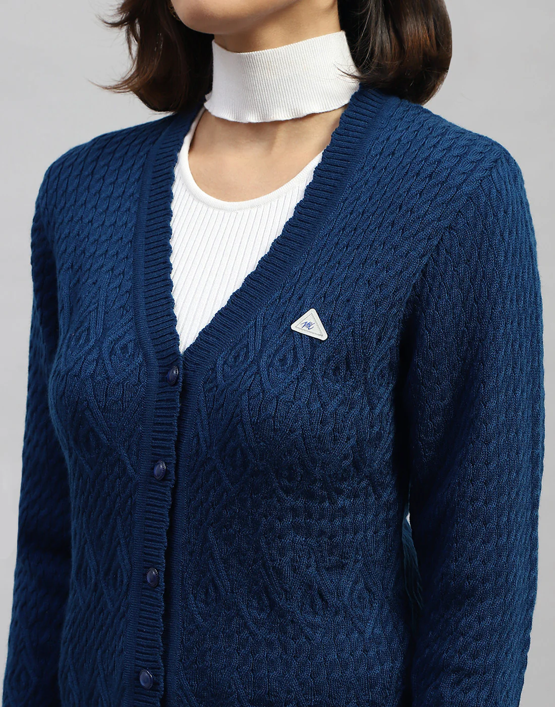 Women Navy Blue Self Design V Neck Full Sleeve Cardigan - Image 6