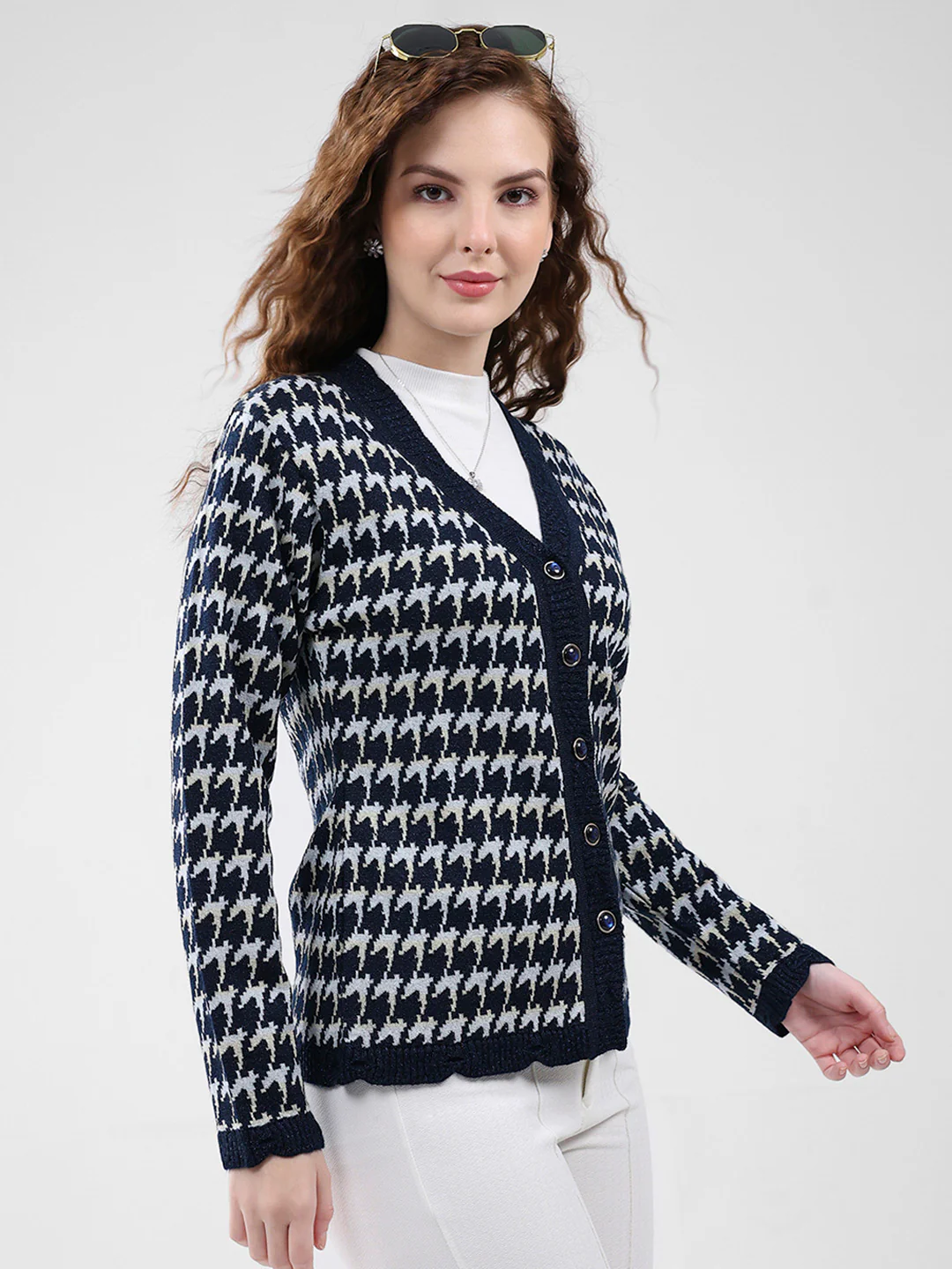Women Navy Blue Self Design V Neck Full Sleeve Cardigan - Image 4