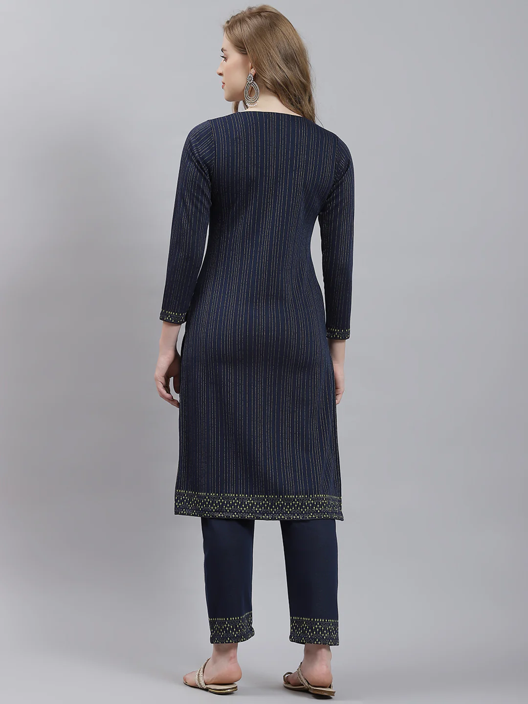 Women Navy Blue Self Kurti+Lower Set - Image 4