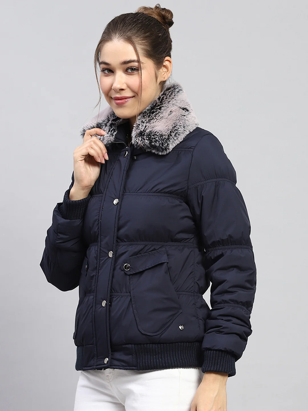 Women Navy Blue Solid Collar Full Sleeve Jacket - Image 3