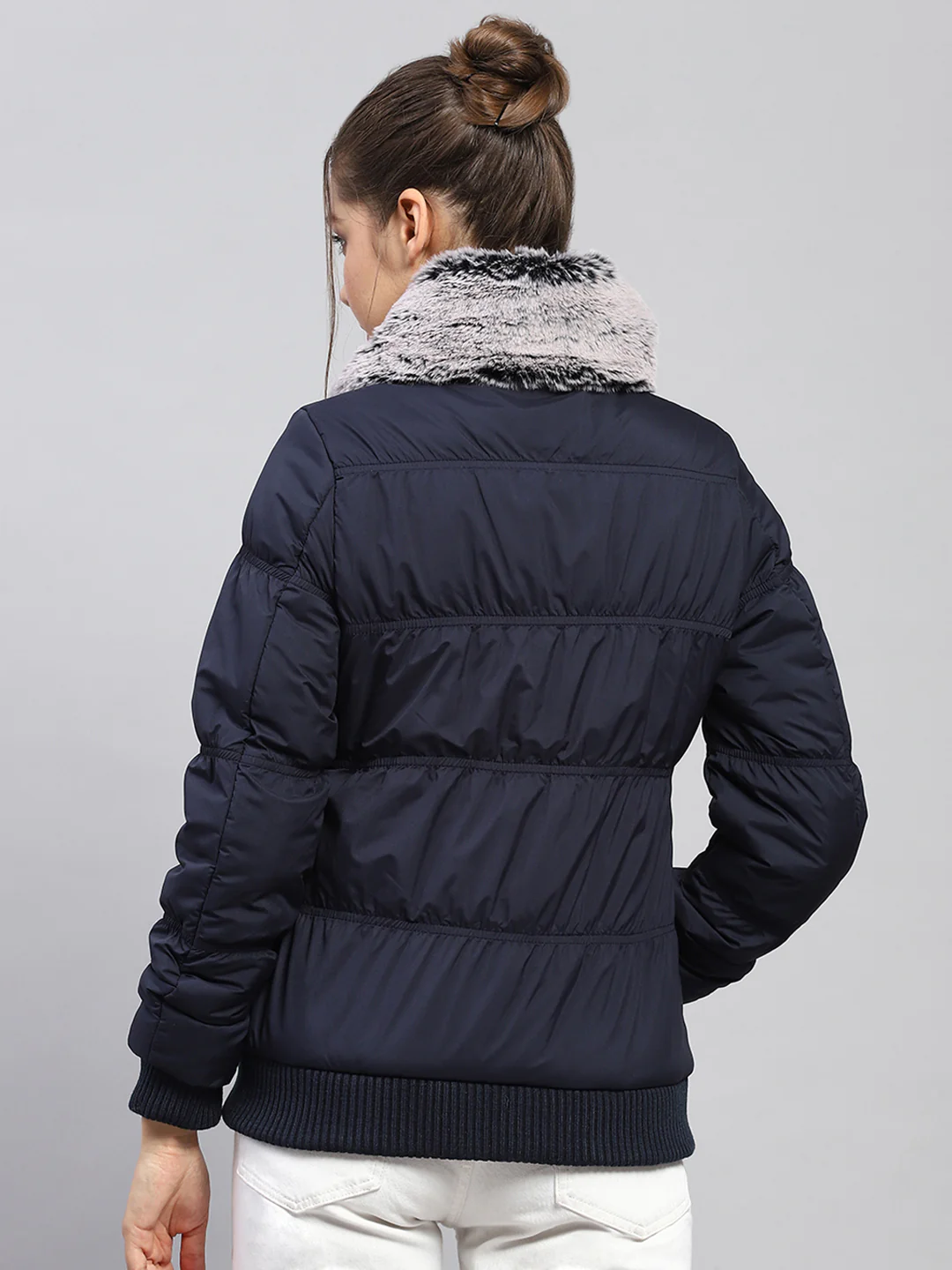 Women Navy Blue Solid Collar Full Sleeve Jacket - Image 5