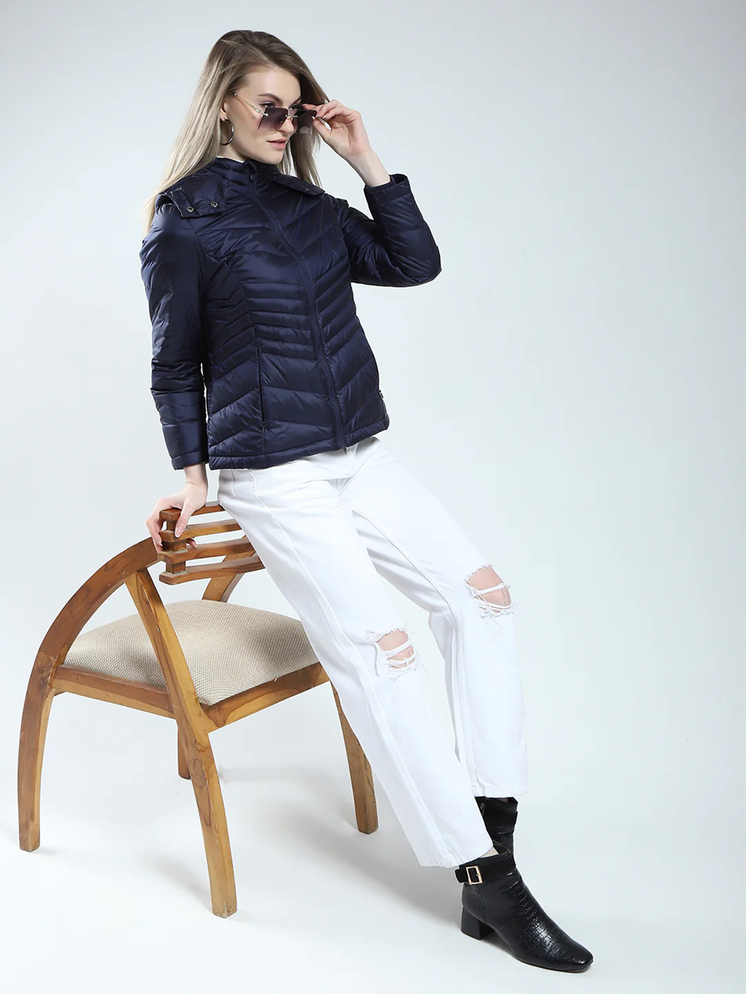 Women Navy Blue Solid Detachable Hood Full Sleeve Jacket - Image 2