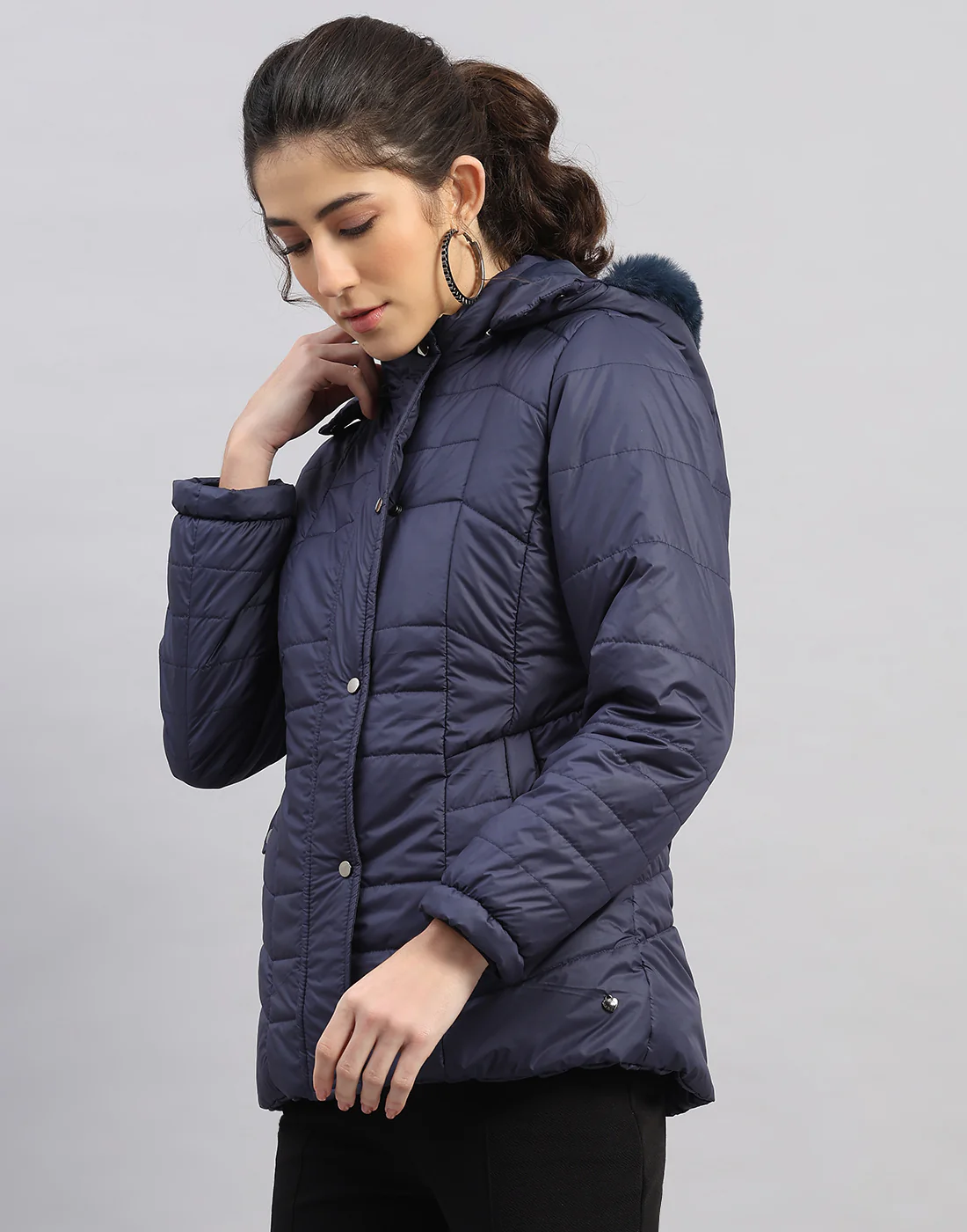 Women Navy Blue Solid Hooded Full Sleeve Jacket - Image 2