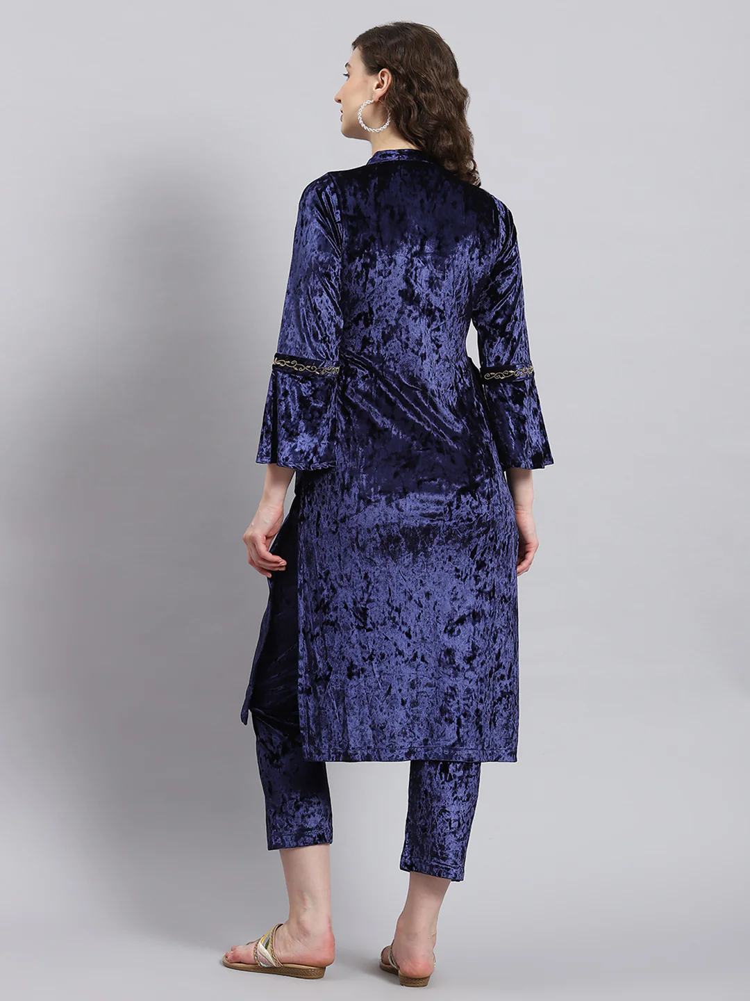 Women Navy Blue Solid Mock Collar Full Sleeve Kurtis Set - Image 3