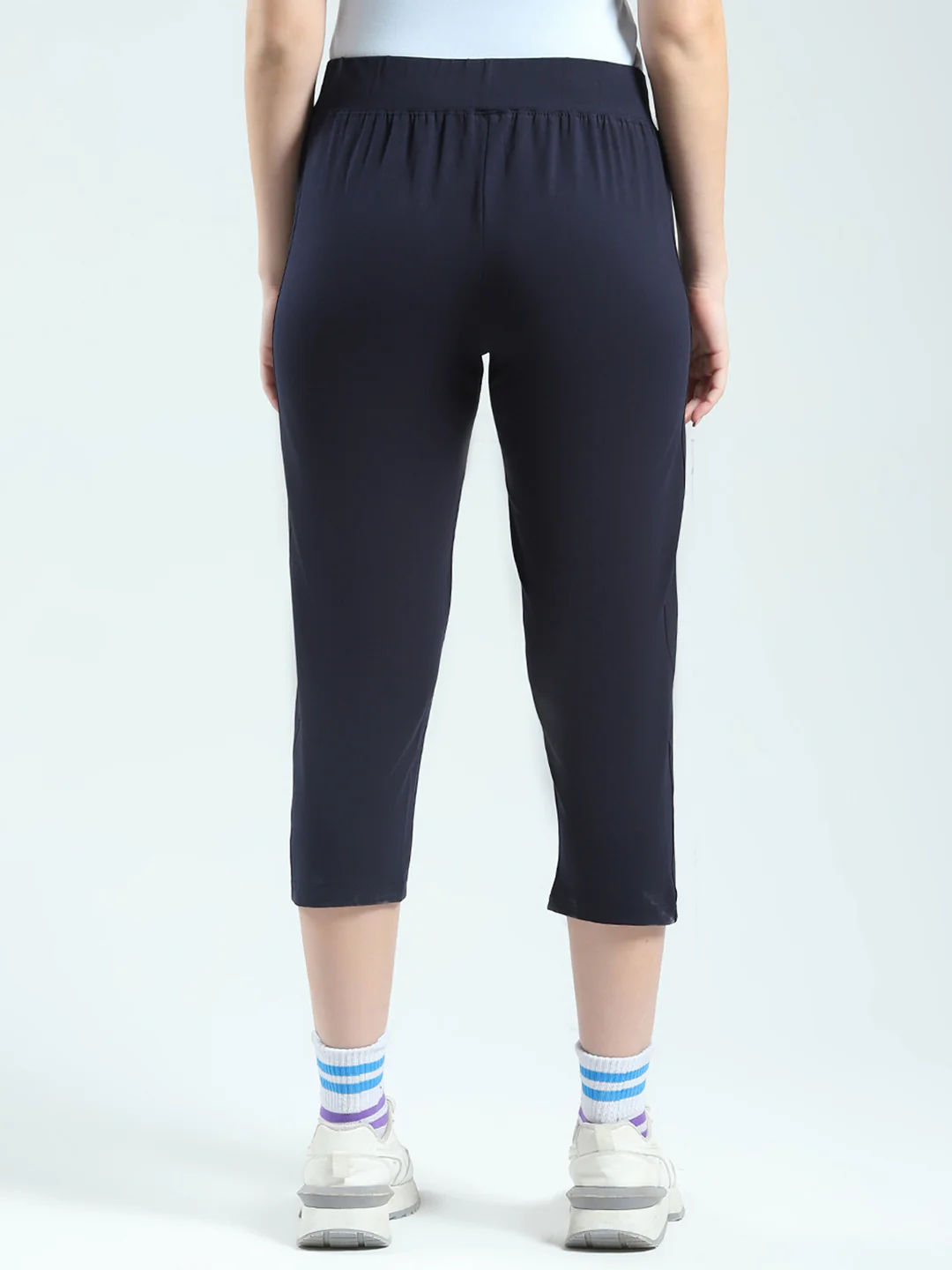 Women Navy Blue Solid Regular Fit Capri - Image 5