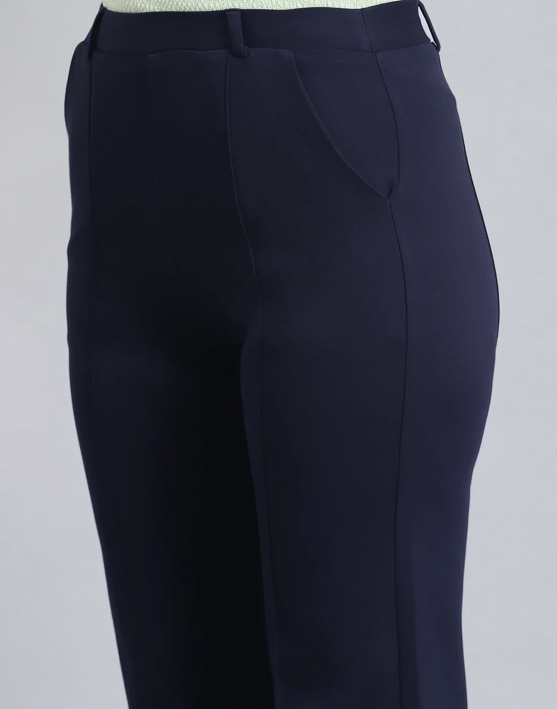 Women Navy Blue Solid Regular Fit Jegging - Image 7