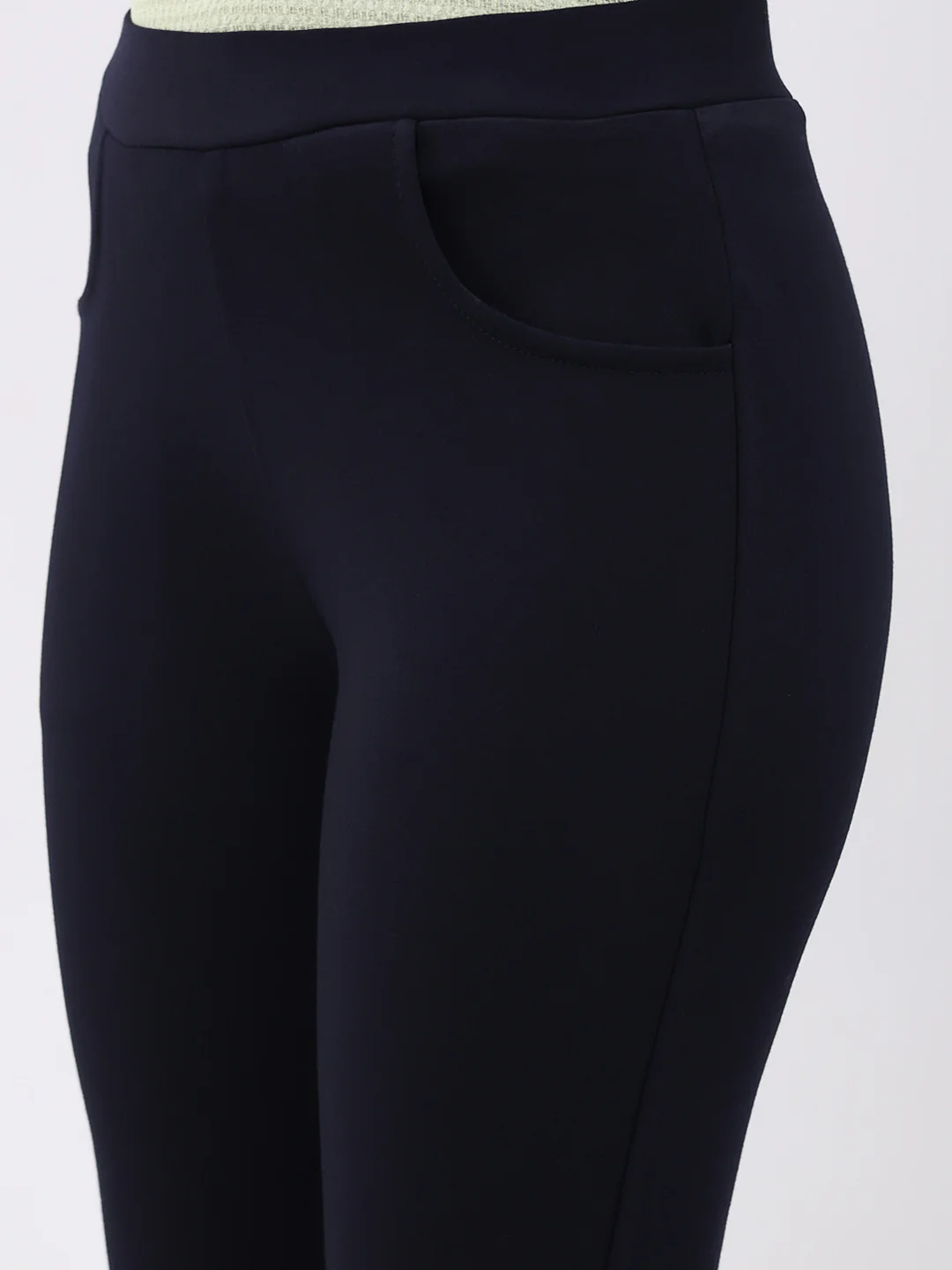 Women Navy Blue Solid Regular Fit Jegging - Image 6