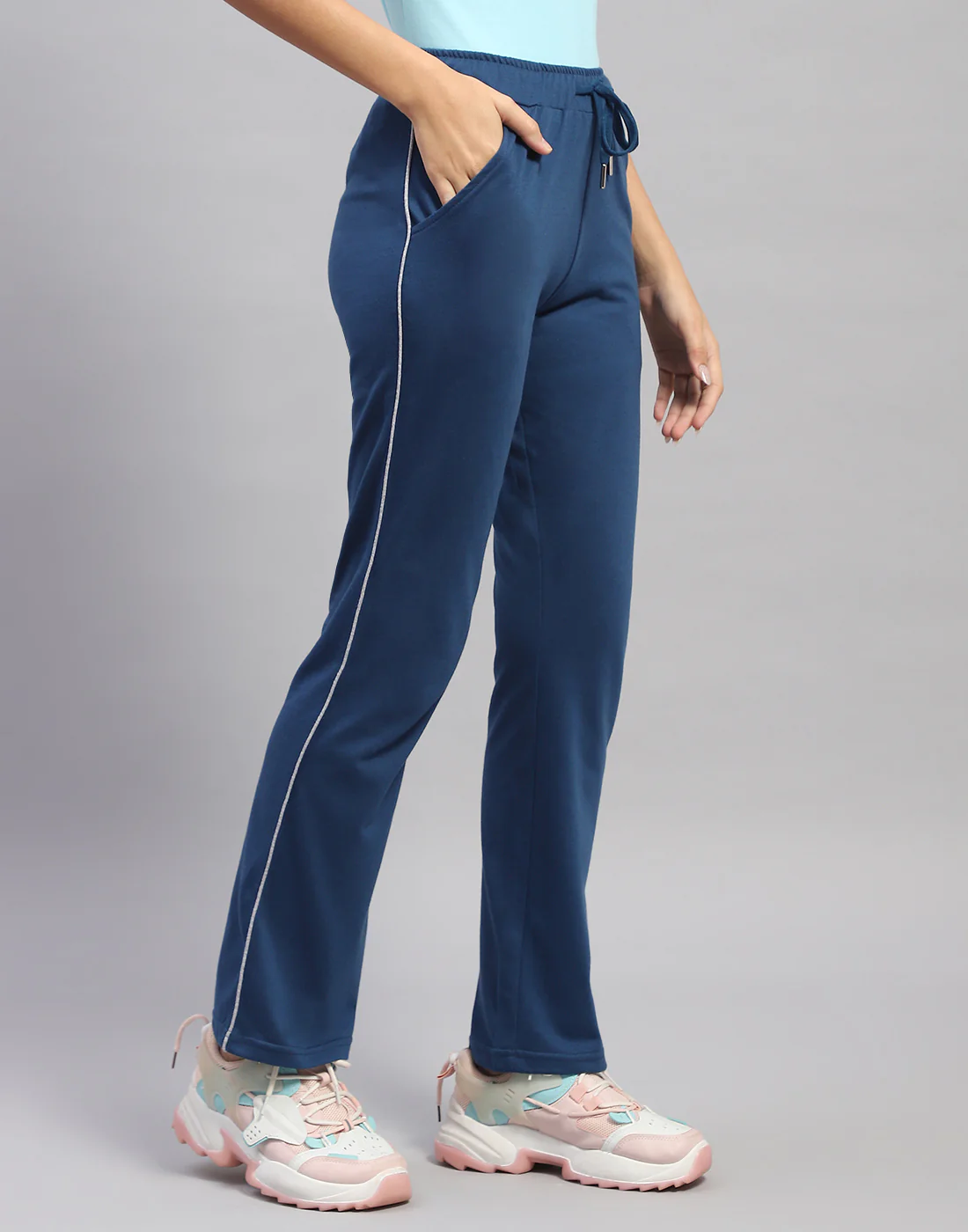Women Navy Blue Solid Regular Fit Lower - Image 4