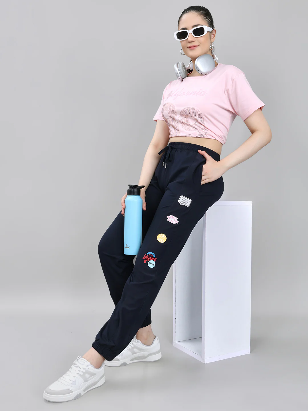 Women Navy Blue Solid Regular Fit Lower - Image 6
