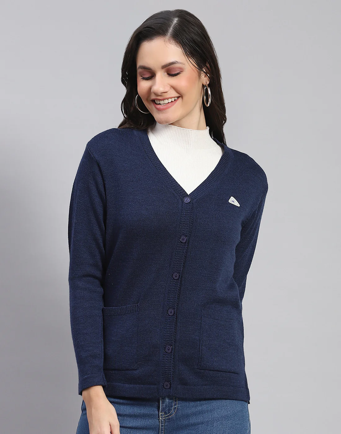 Women Navy Blue Solid V Neck Full Sleeve Cardigan - Image 2