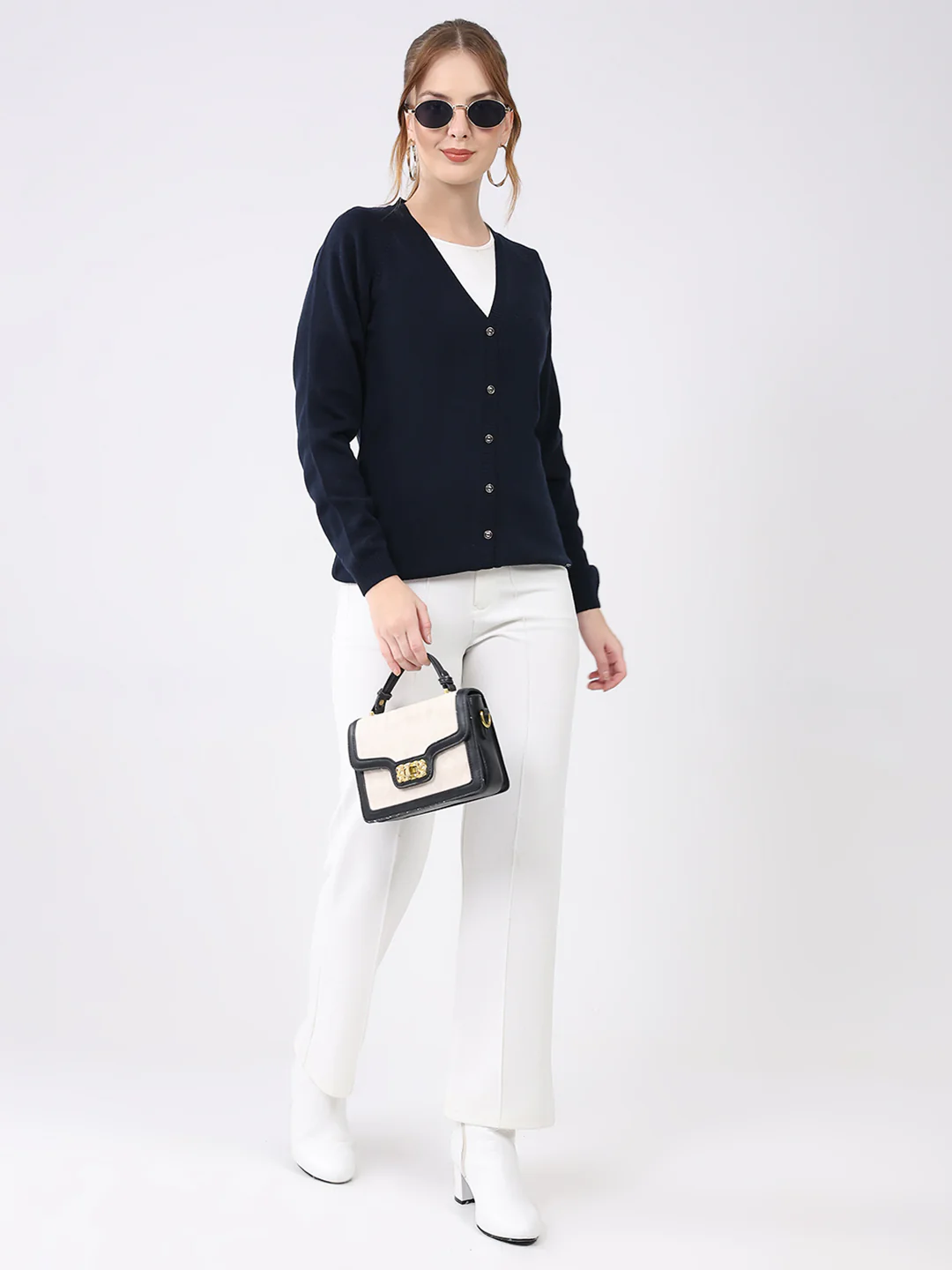 Women Navy Blue Solid V Neck Full Sleeve Cardigan - Image 2