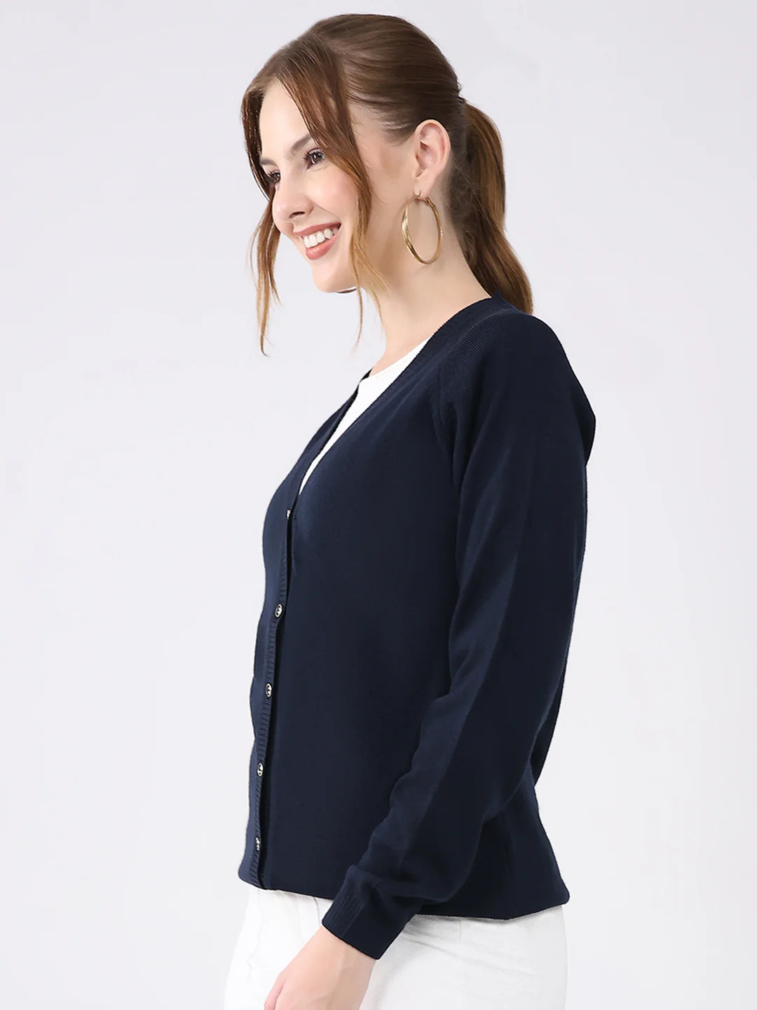 Women Navy Blue Solid V Neck Full Sleeve Cardigan - Image 3