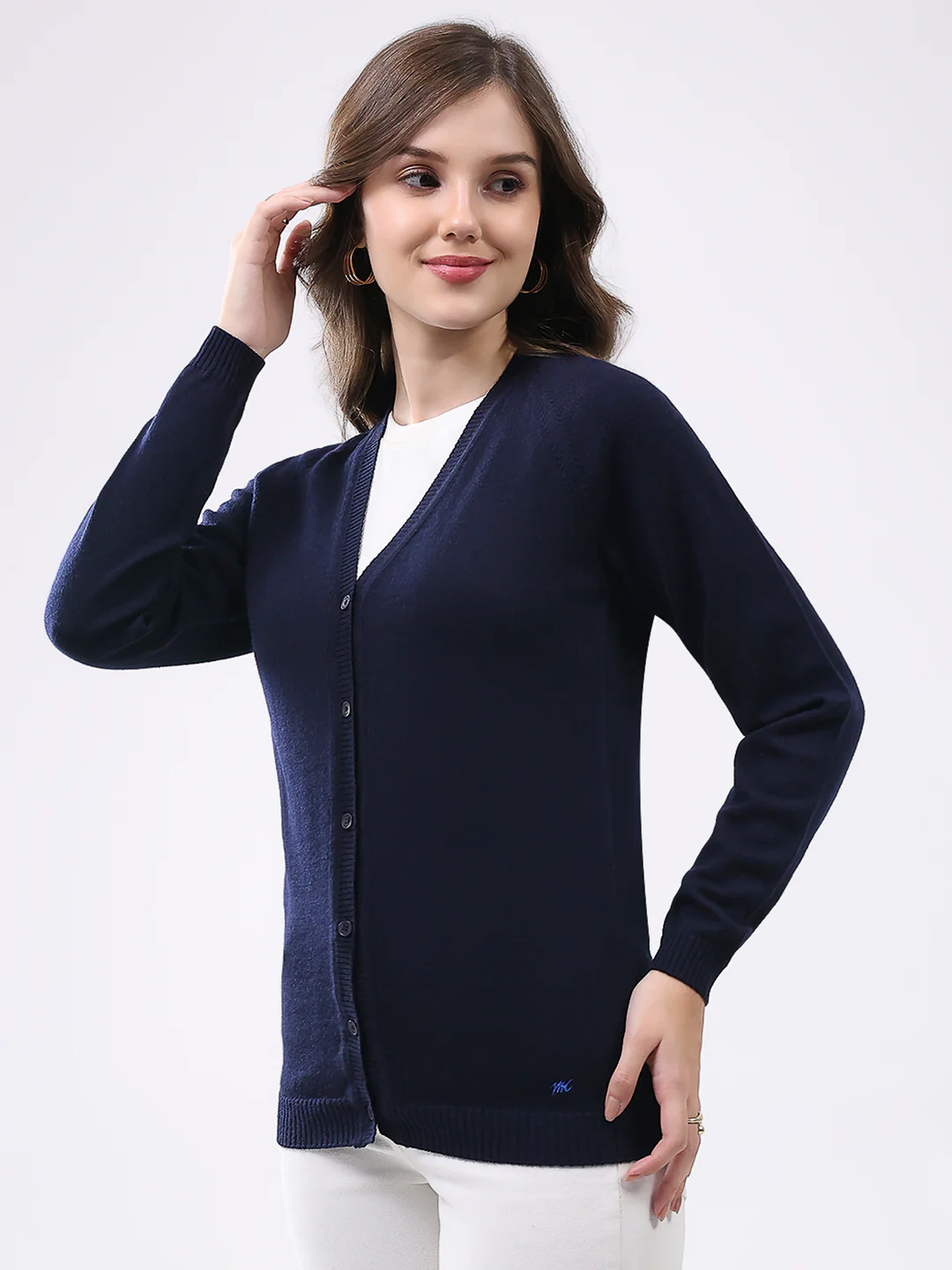 Women Navy Blue Solid V Neck Full Sleeve Cardigan - Image 3