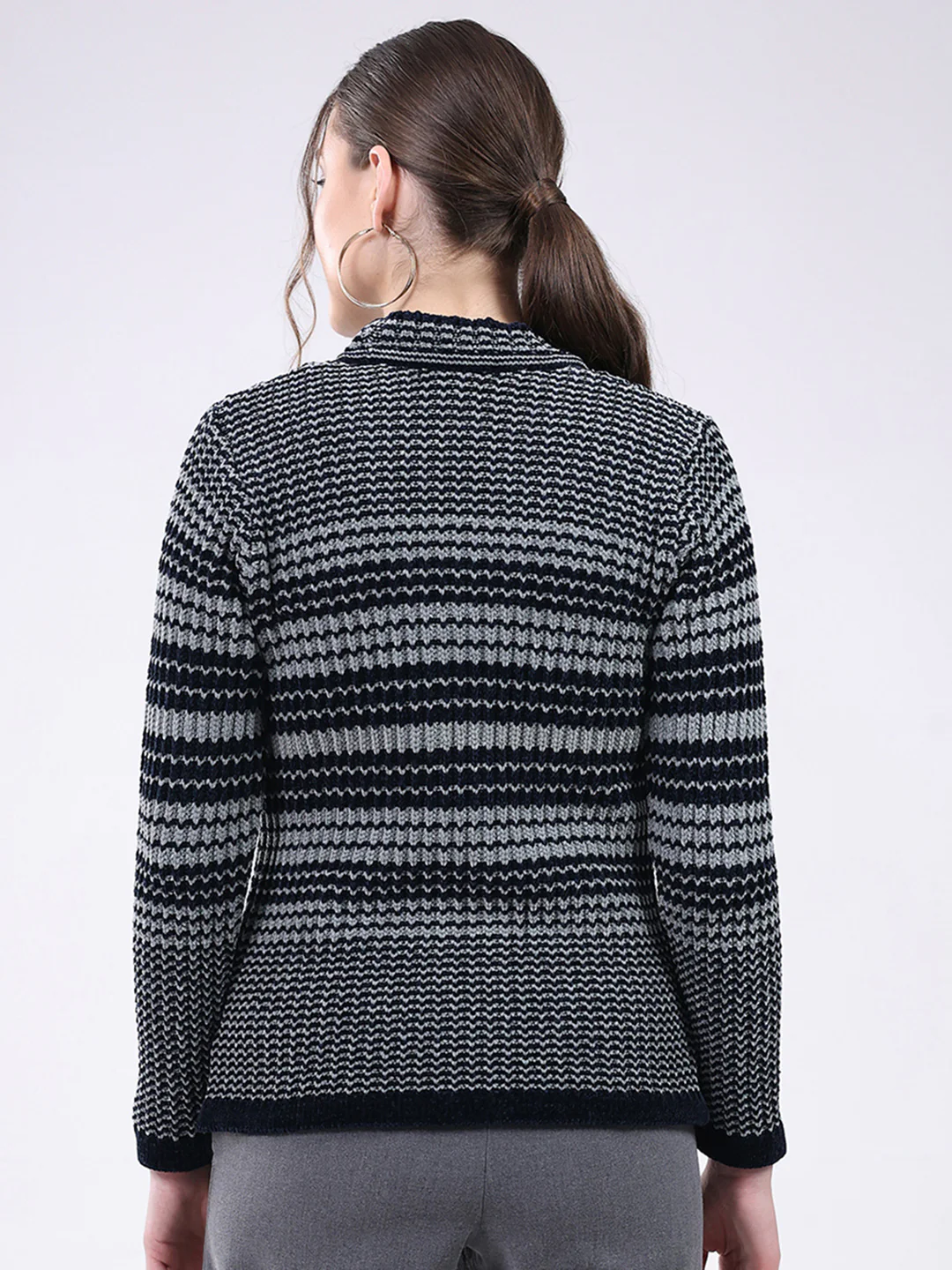 Women Navy Blue Stripe V Neck Full Sleeve Cardigan - Image 5