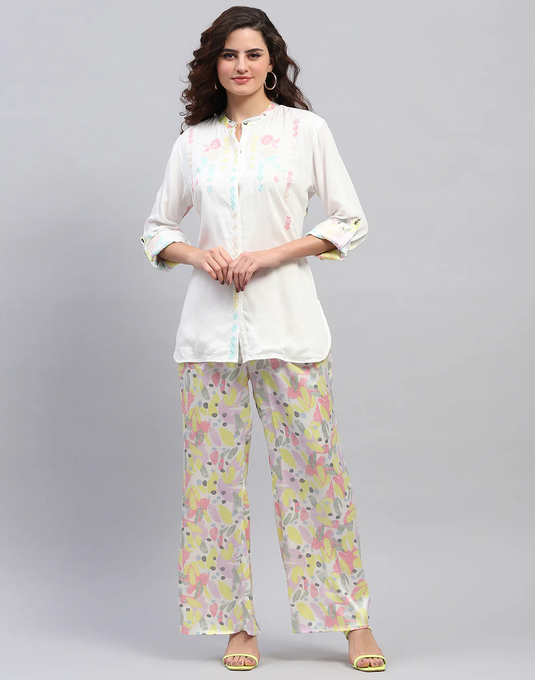 Women Off White Embroidered Front Open Full Sleeve Cords Set - Image 3