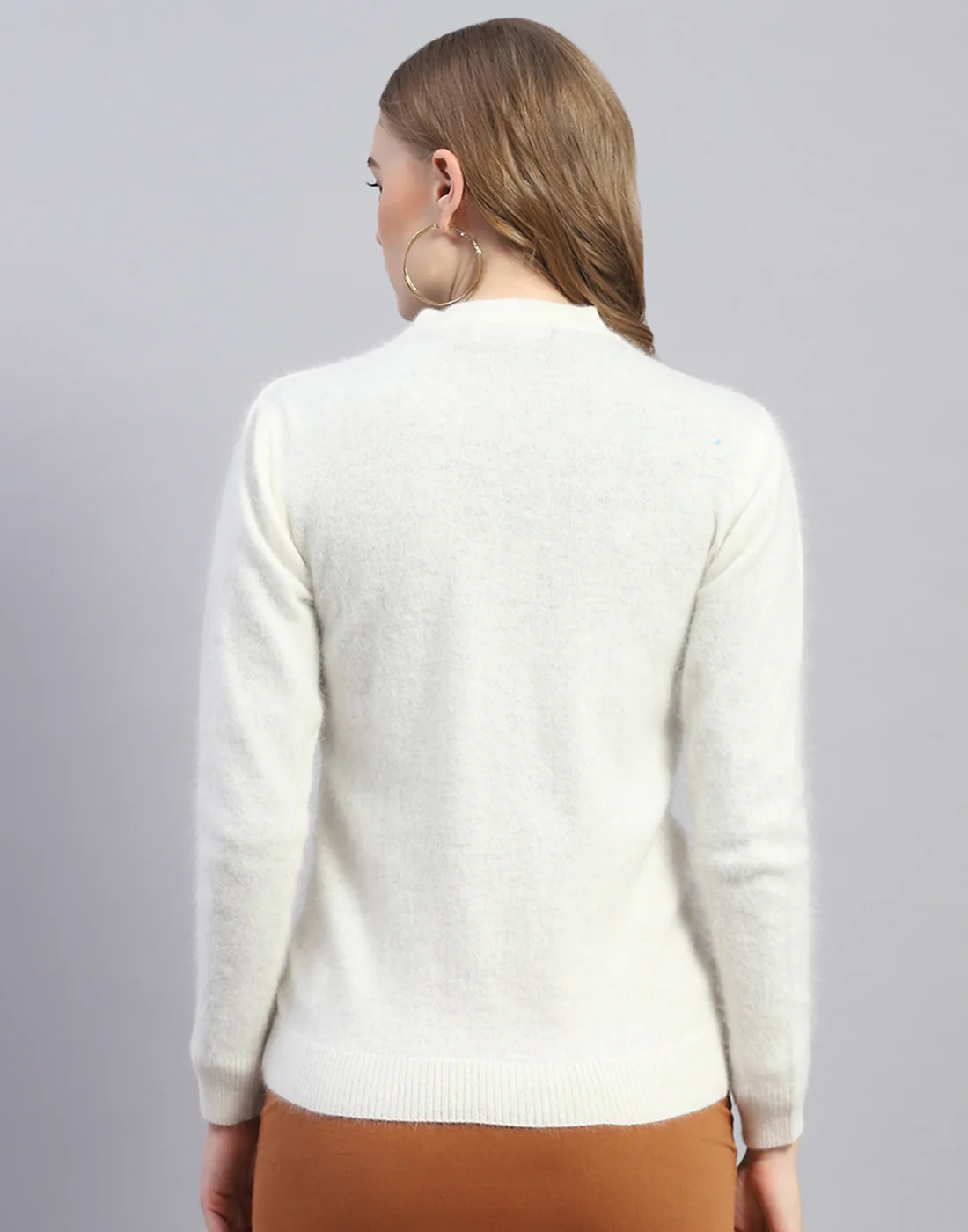 Women Off White Embroidered V Neck Full Sleeve Cardigan - Image 5