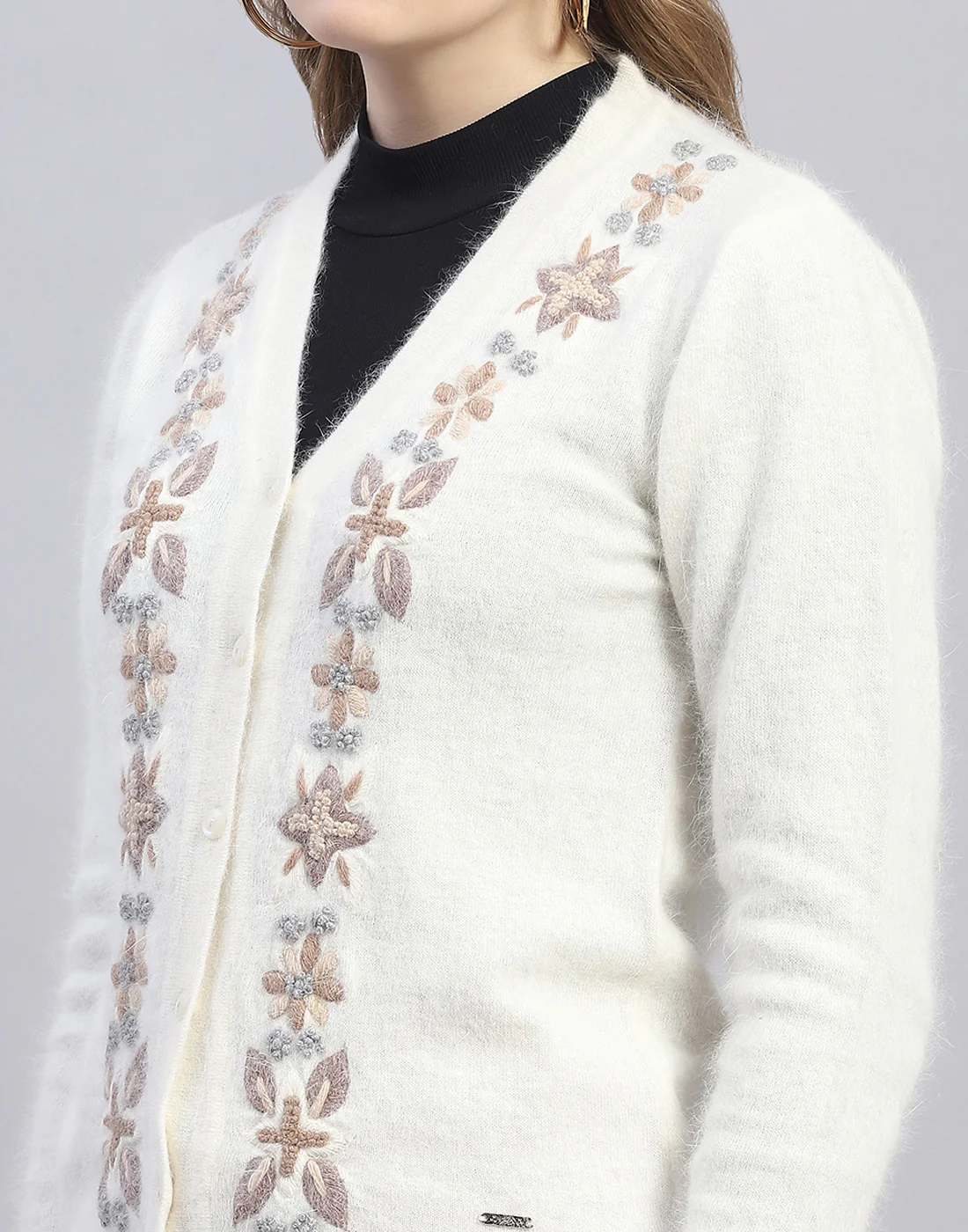 Women Off White Embroidered V Neck Full Sleeve Cardigan - Image 7