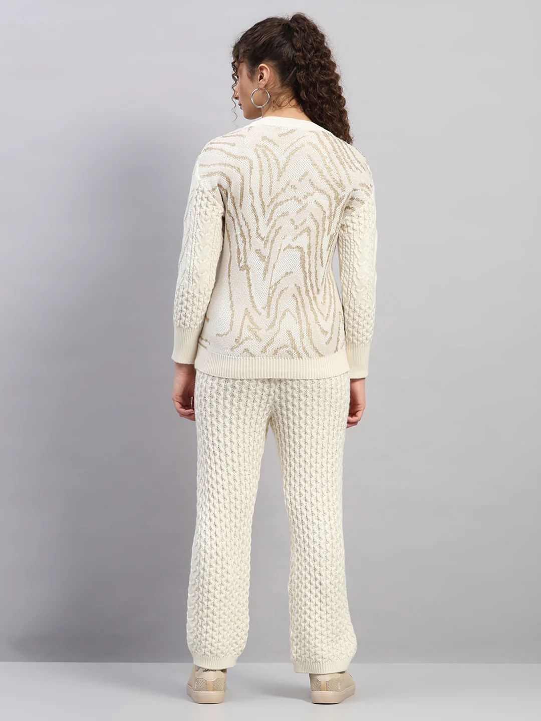 Women Off White Jaquard Round Neck Full Sleeve Cords Set - Image 5
