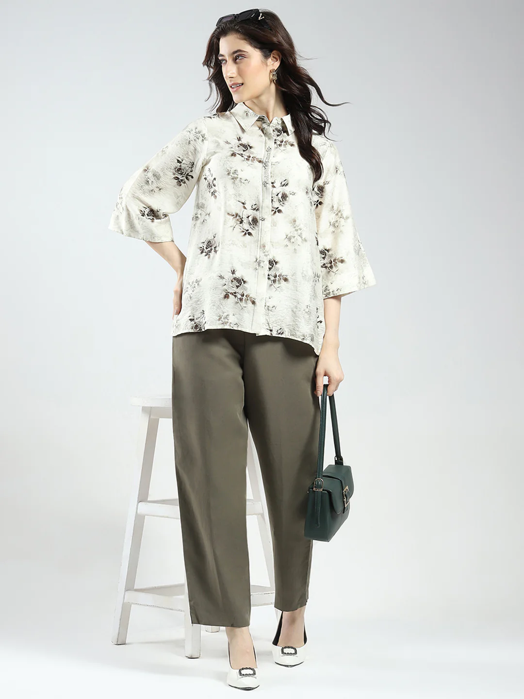 Women Off White Printed Collar 3/4th Sleeve Top - Image 2