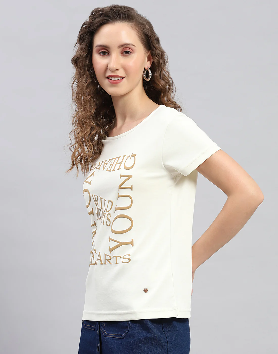 Women Off White Printed Round Neck Half Sleeve Top - Image 3