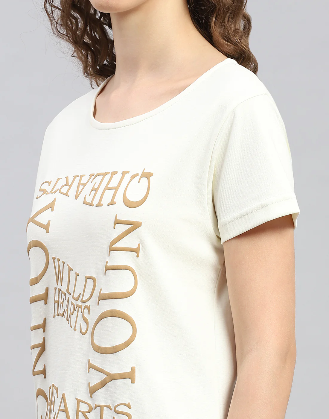 Women Off White Printed Round Neck Half Sleeve Top - Image 6