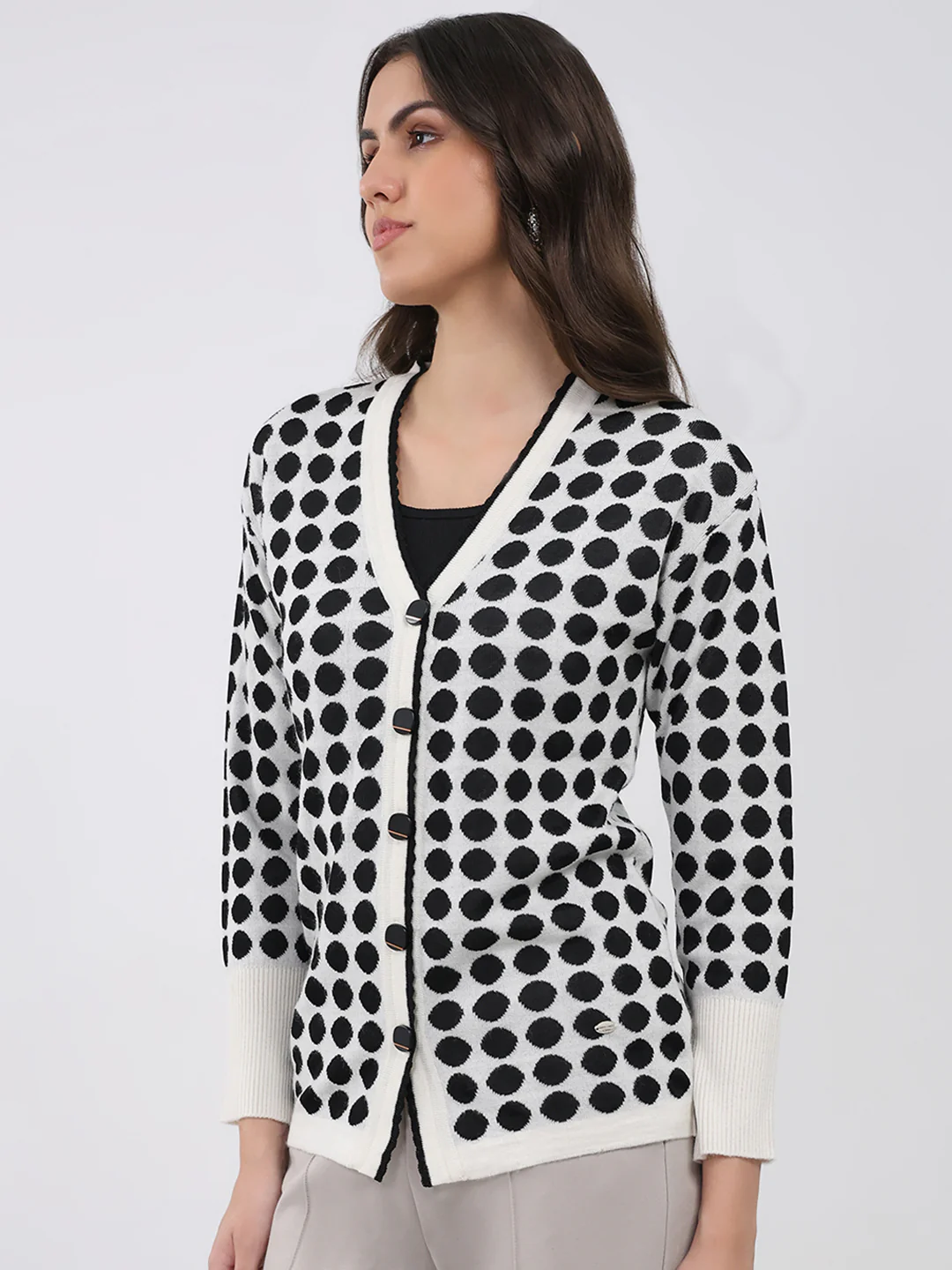 Women Off White Printed V Neck Full Sleeve Cardigan - Image 3
