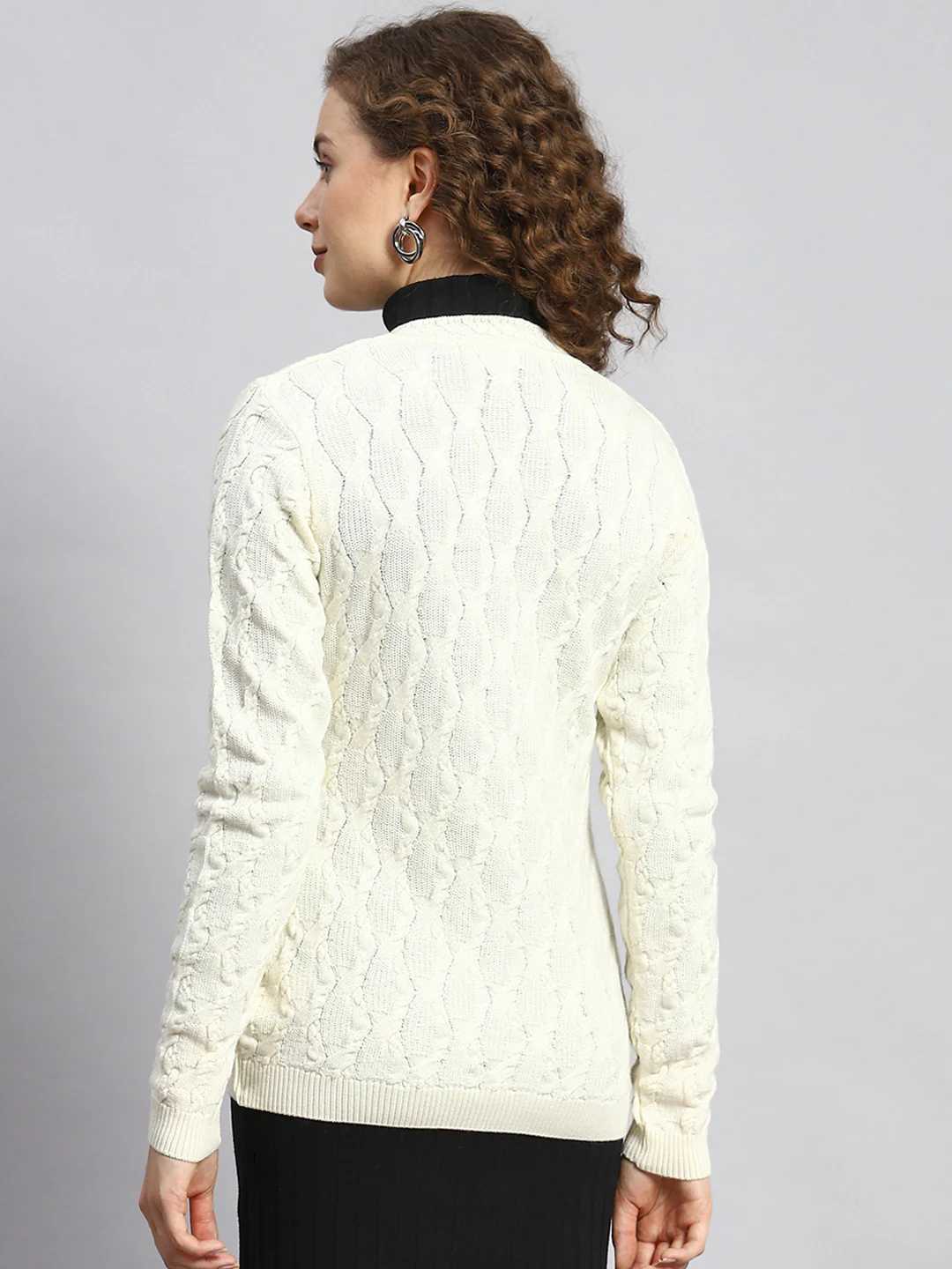 Women Off White Self Cardigan - Image 5