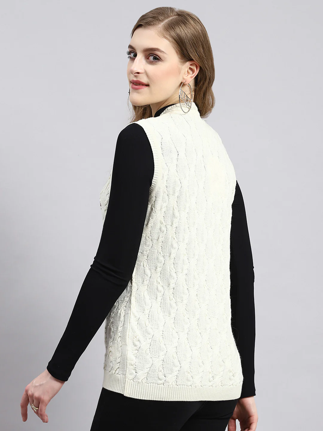 Women Off White Self Cardigan - Image 4