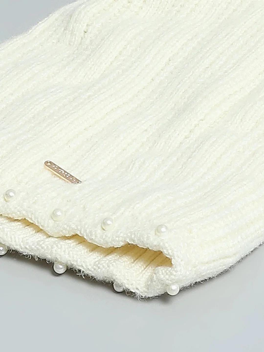 Women Off White Self Design Cap - Image 7