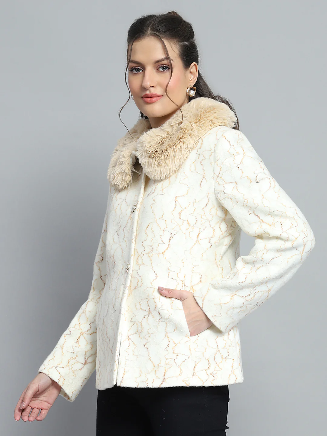 Women Off White Self Design Collar Full Sleeve Coat - Image 3