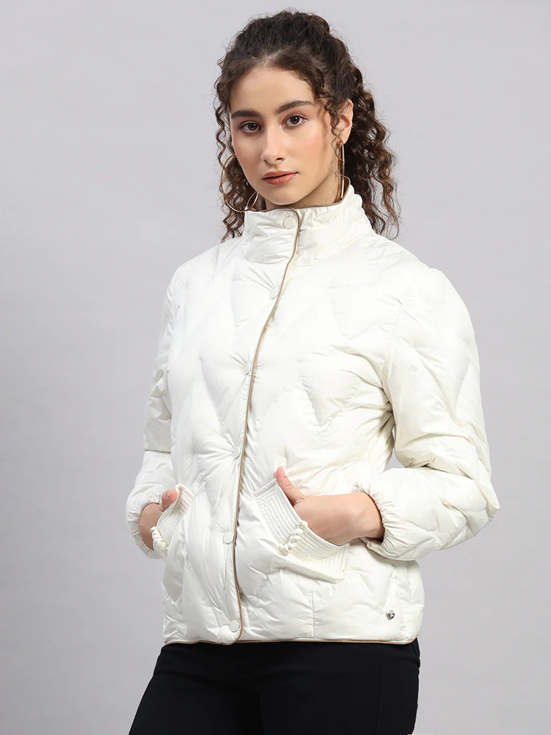 Women Off White Self Design Collar Full Sleeve Jacket - Image 3