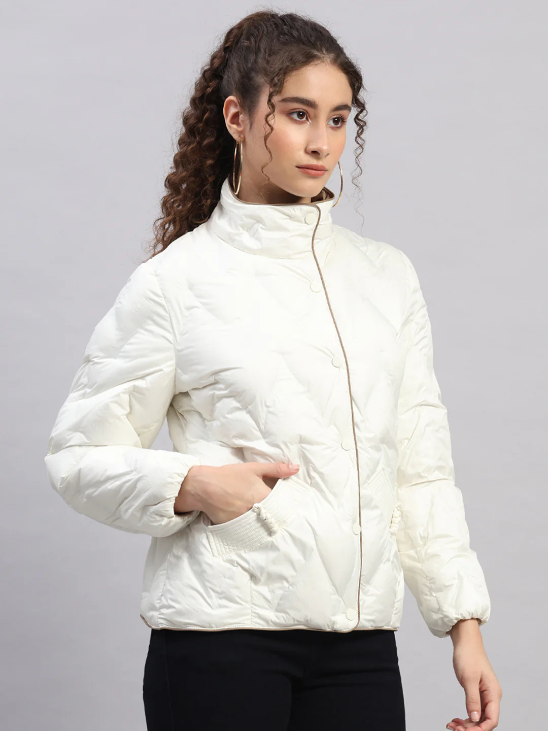 Women Off White Self Design Collar Full Sleeve Jacket - Image 4
