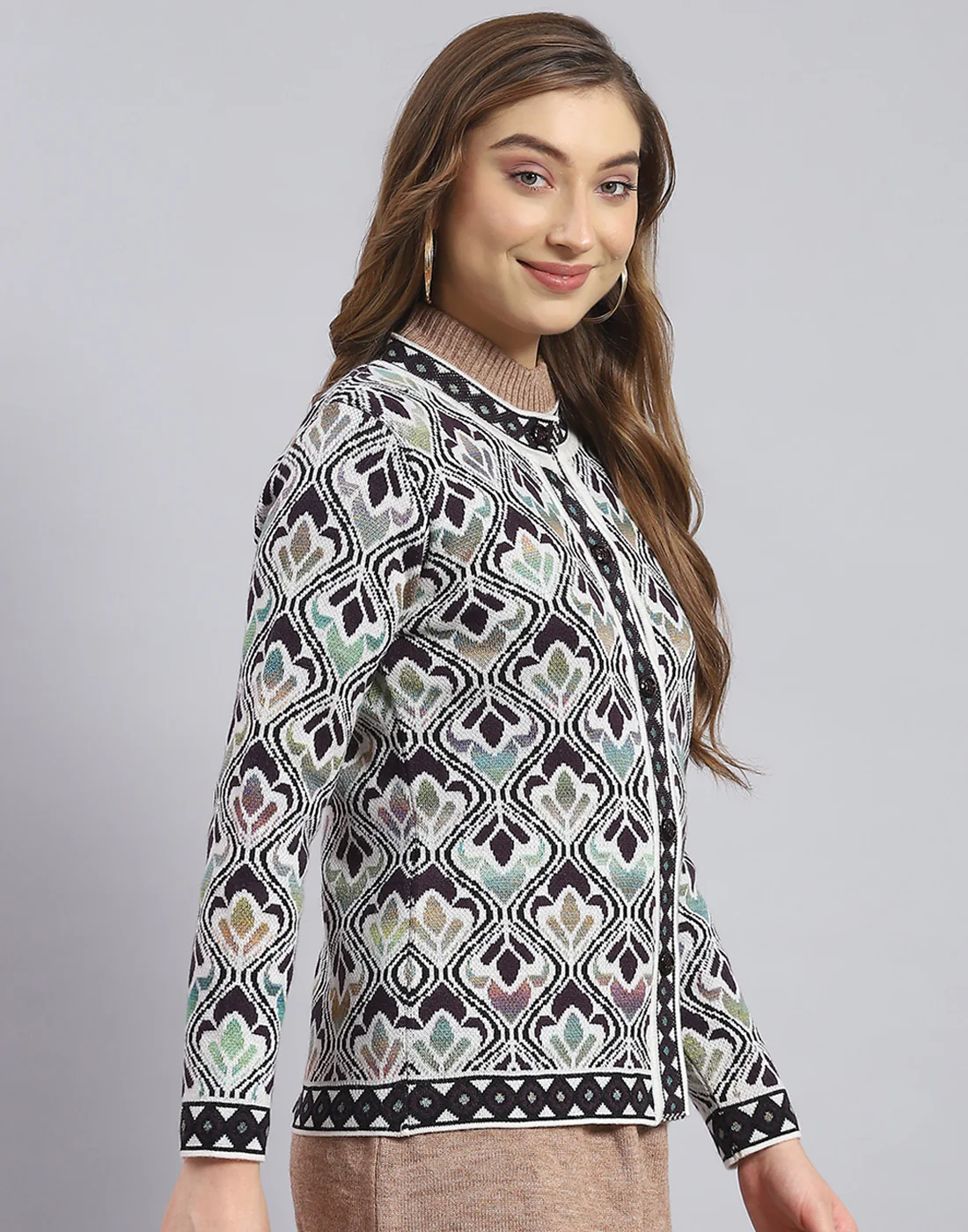 Women Off White Self Design Round Neck Full Sleeve Sweater - Image 4