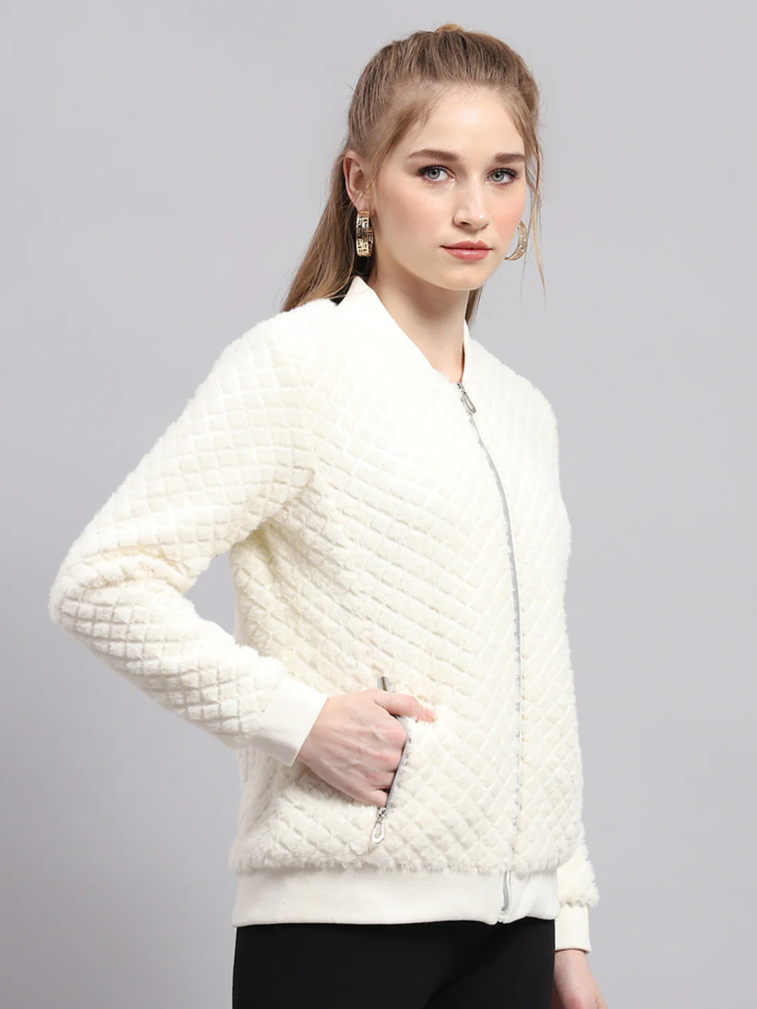 Women Off White Self Design V Neck Full Sleeve Sweatshirt - Image 4