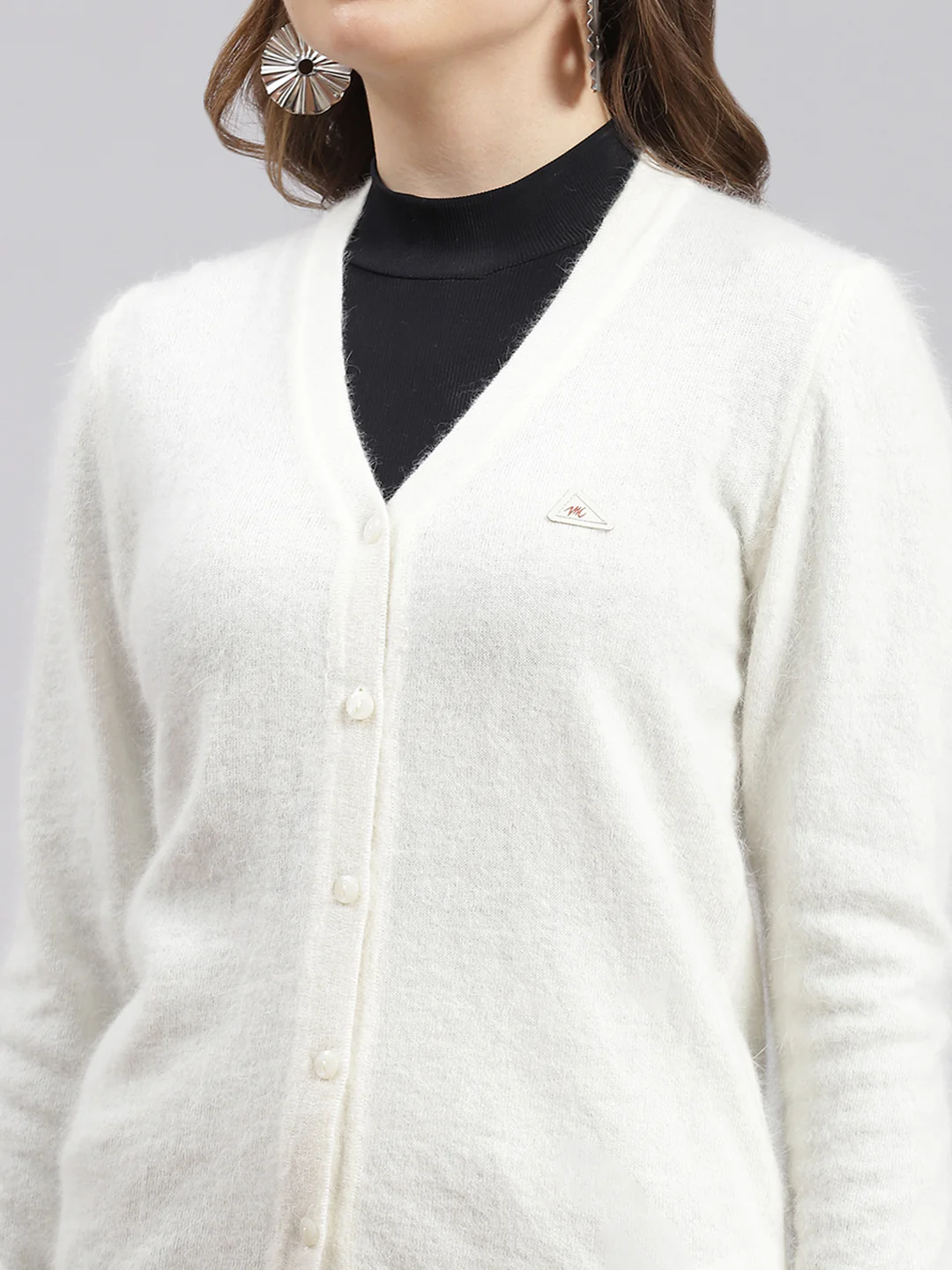 Women Off White Solid Angoora Cardigan - Image 6