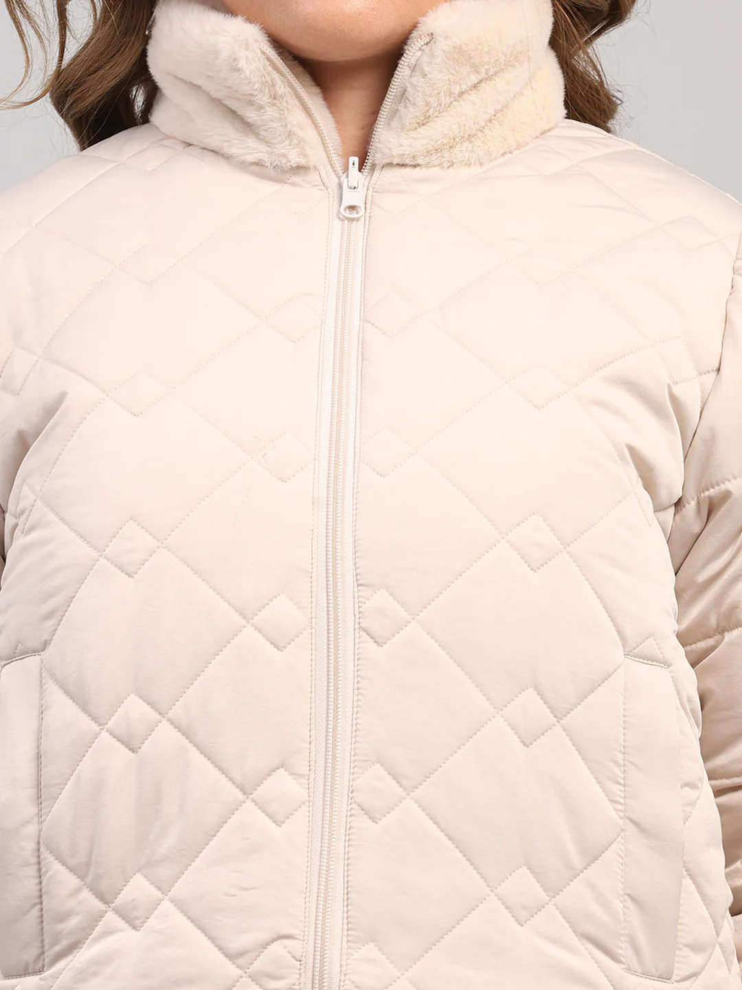 Women Off White Solid Collar Full Sleeve Reversible Jacket - Image 9