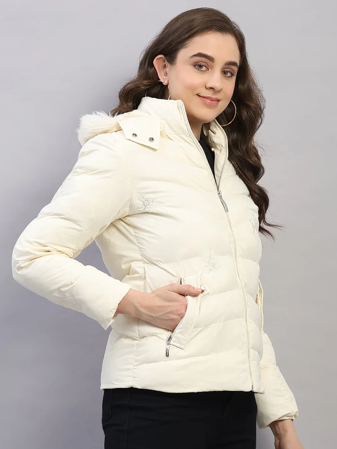 Women Off White Solid Hooded Full Sleeve Jacket - Image 4