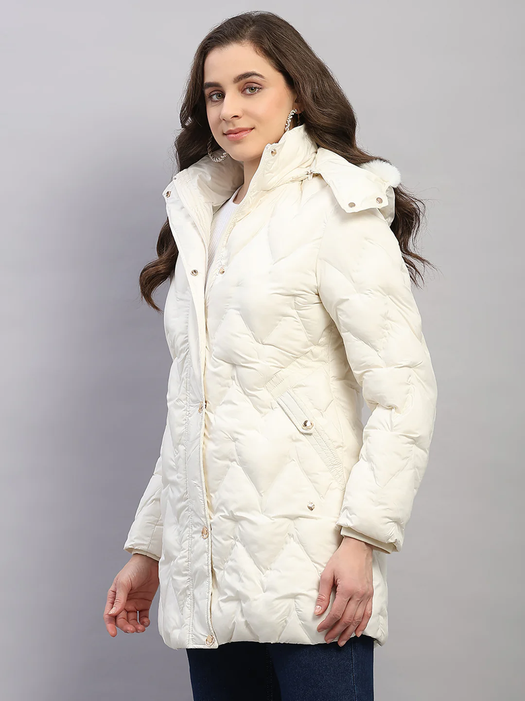 Women Off White Solid Hooded Full Sleeve Jacket - Image 3